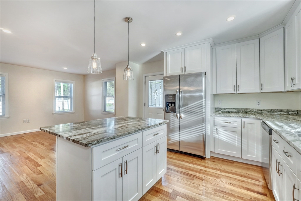 87 Riverbank Rd