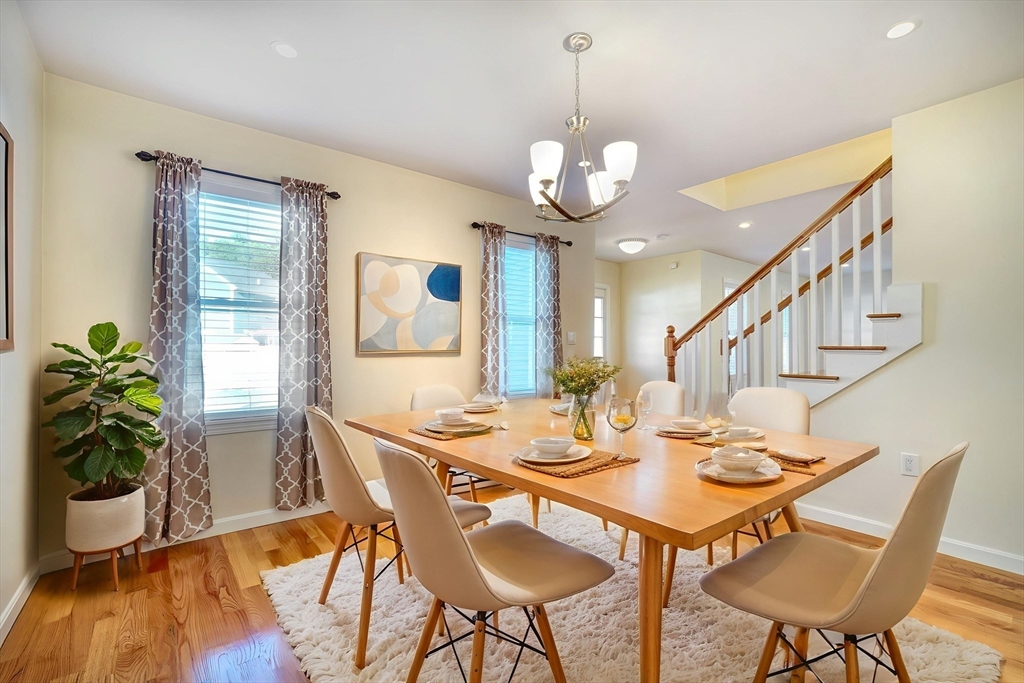 87 Riverbank Rd