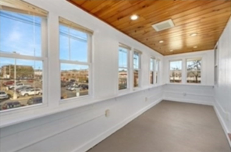 12 Armory Street # 2