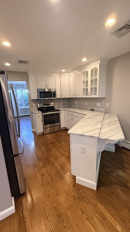22 Grove Pl # 6