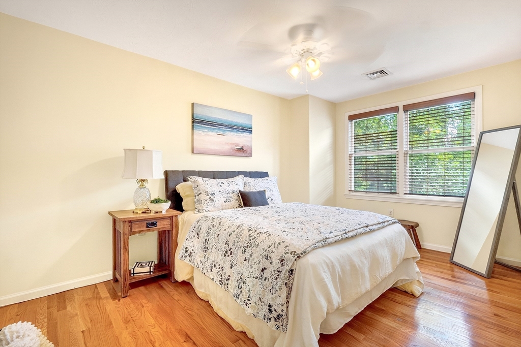 201 Main St # 21