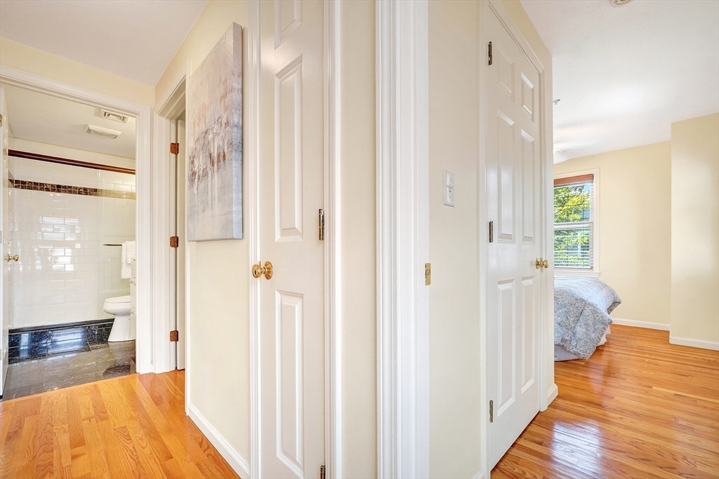 201 Main St # 21