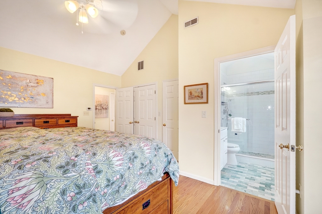201 Main St # 21