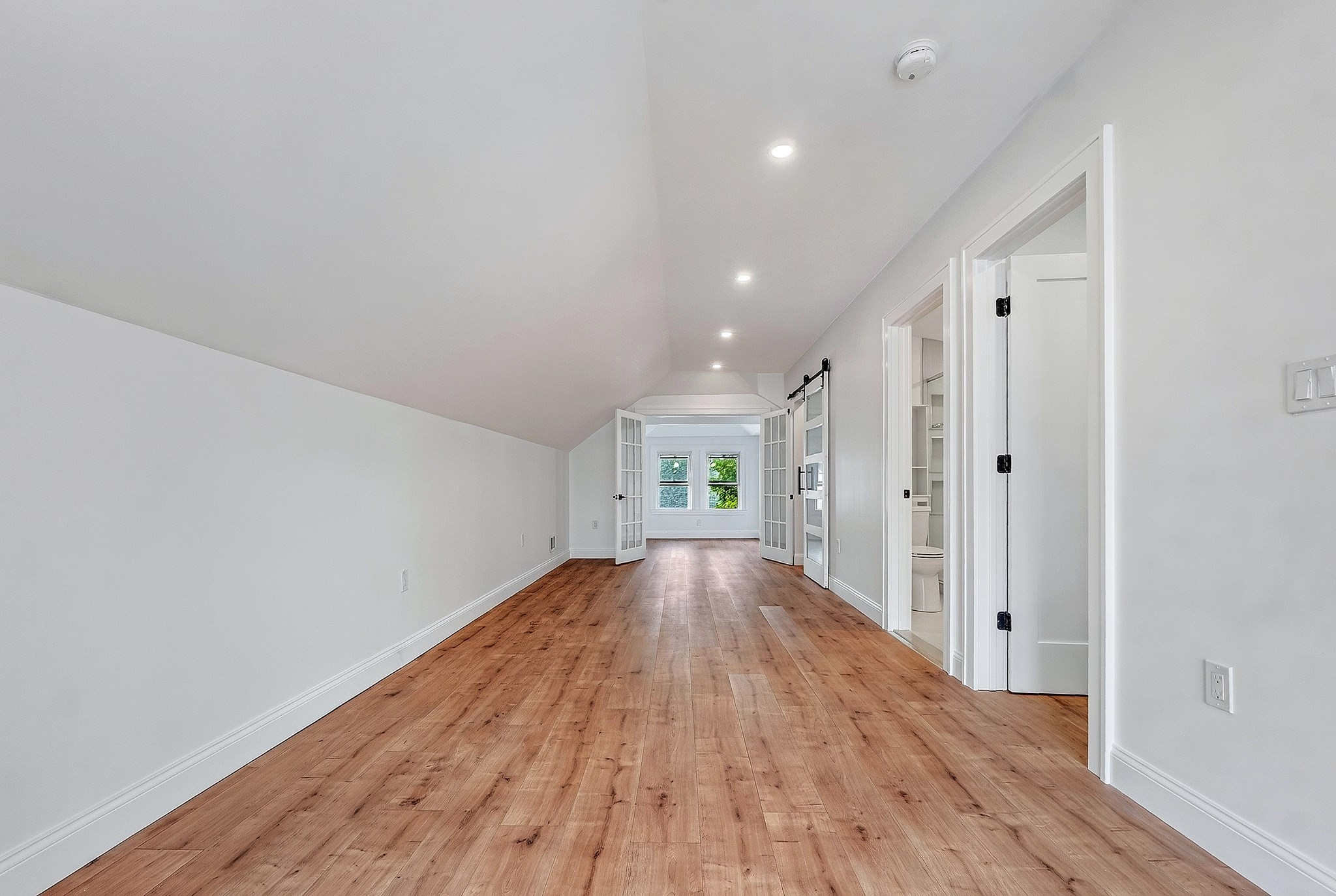 42 Adams St # 2