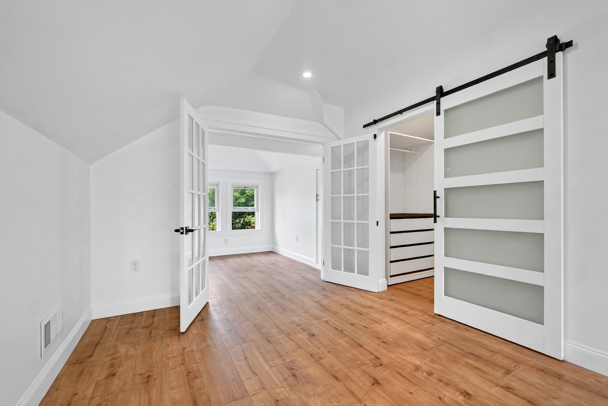 42 Adams St # 2