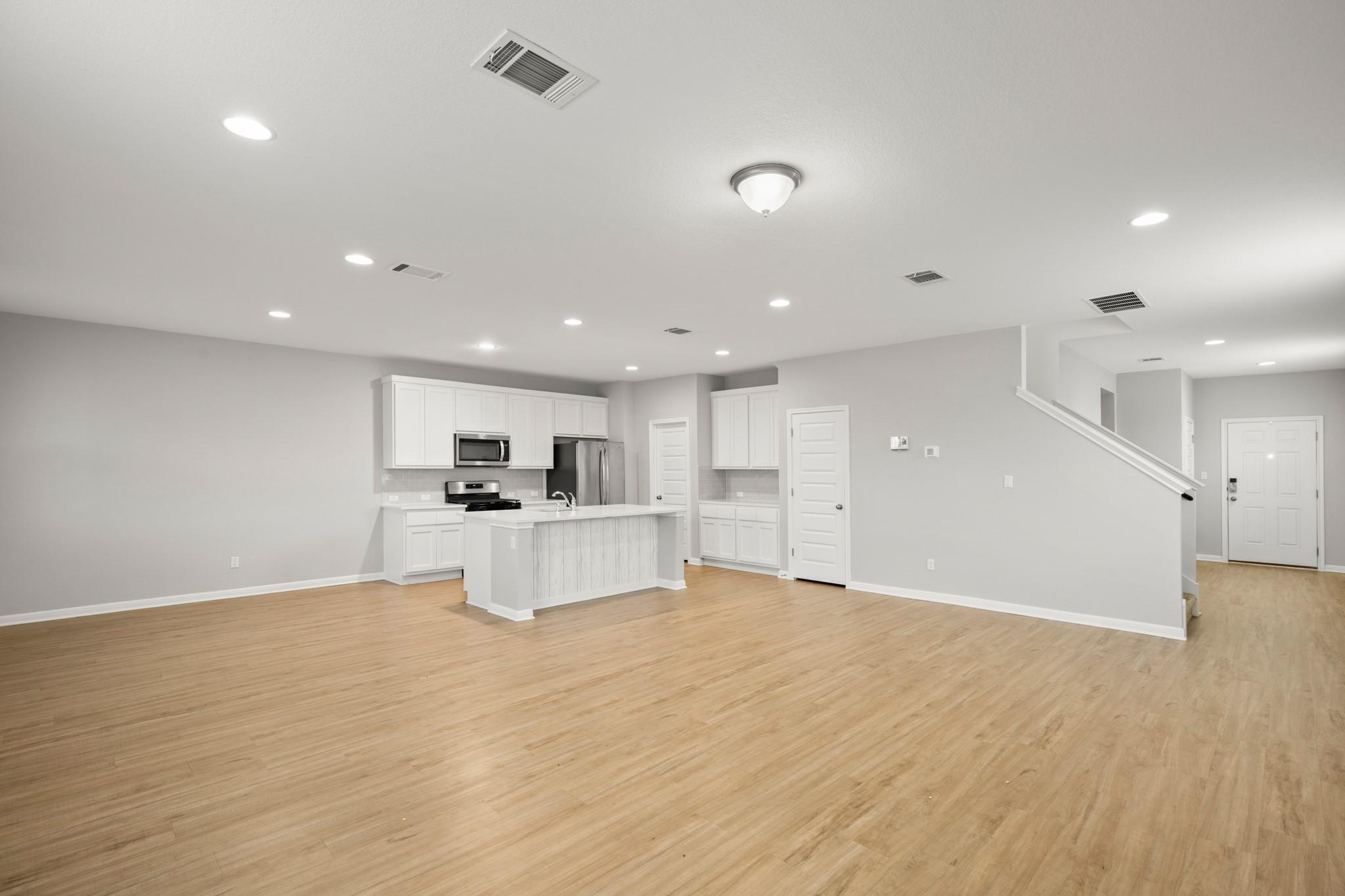 6807 Tiznow LN