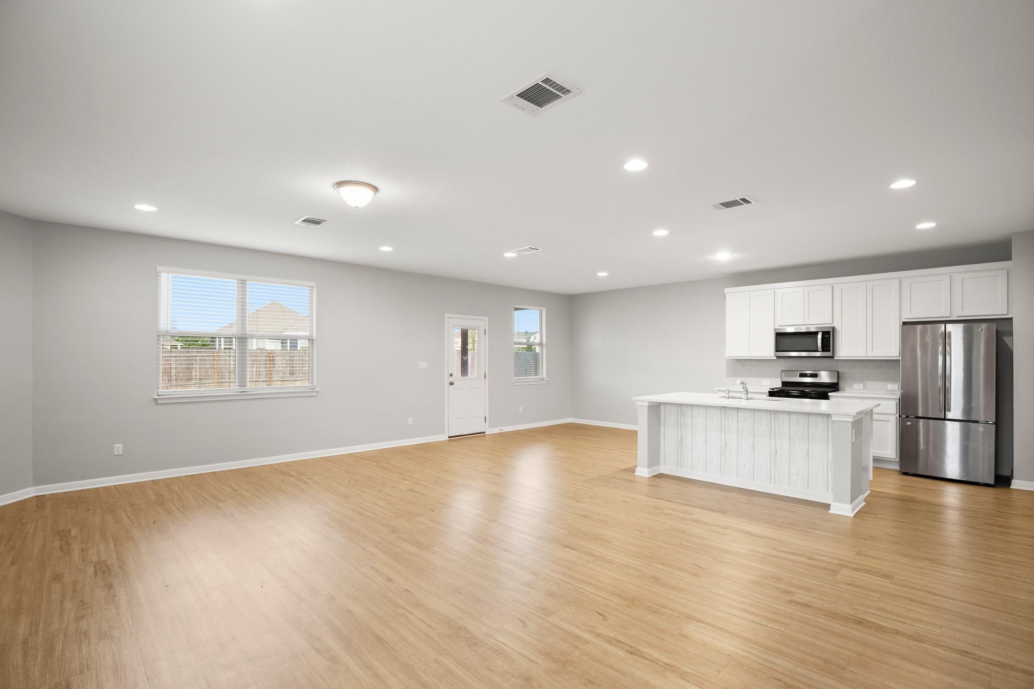 6807 Tiznow LN