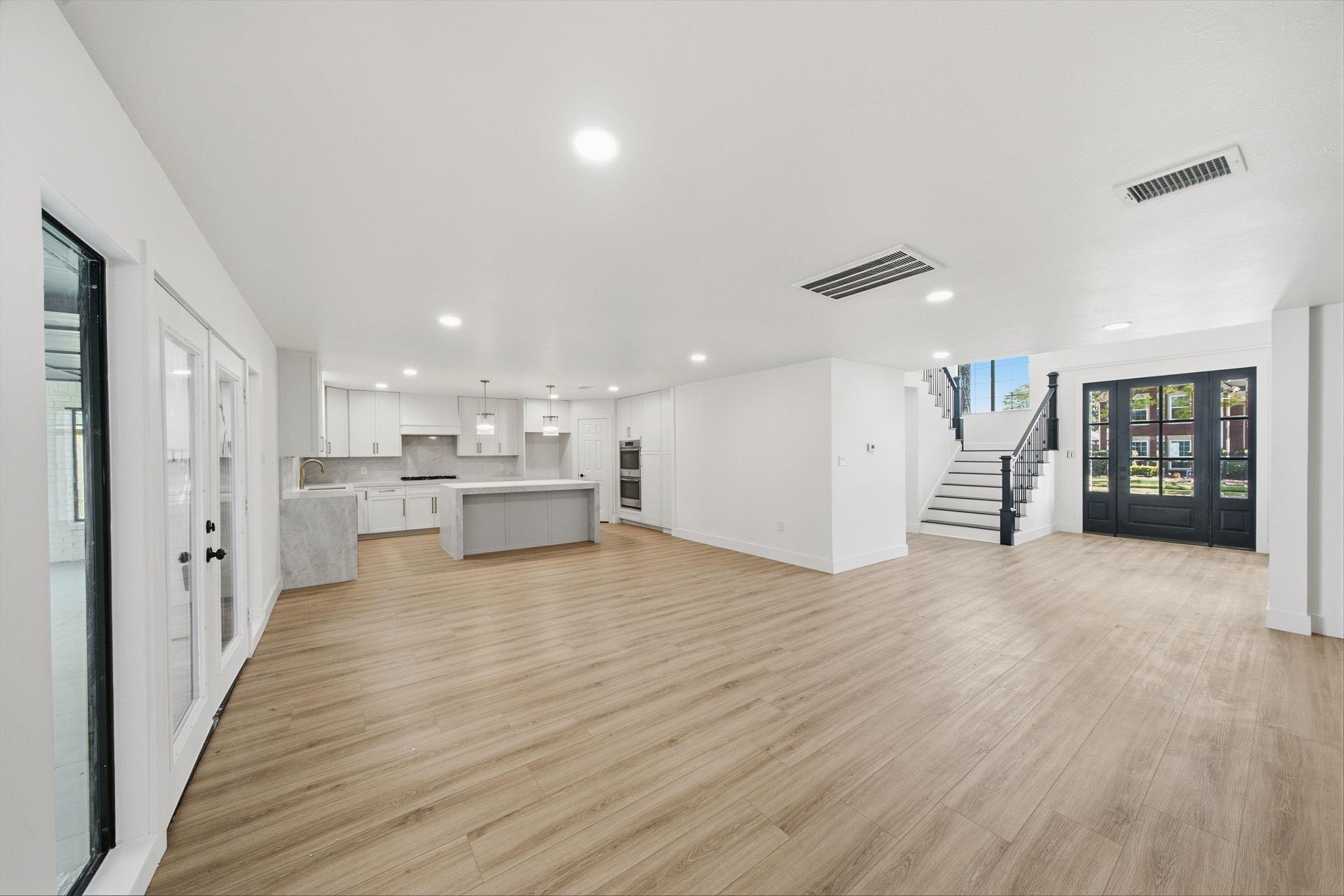 2304 Eagles Way