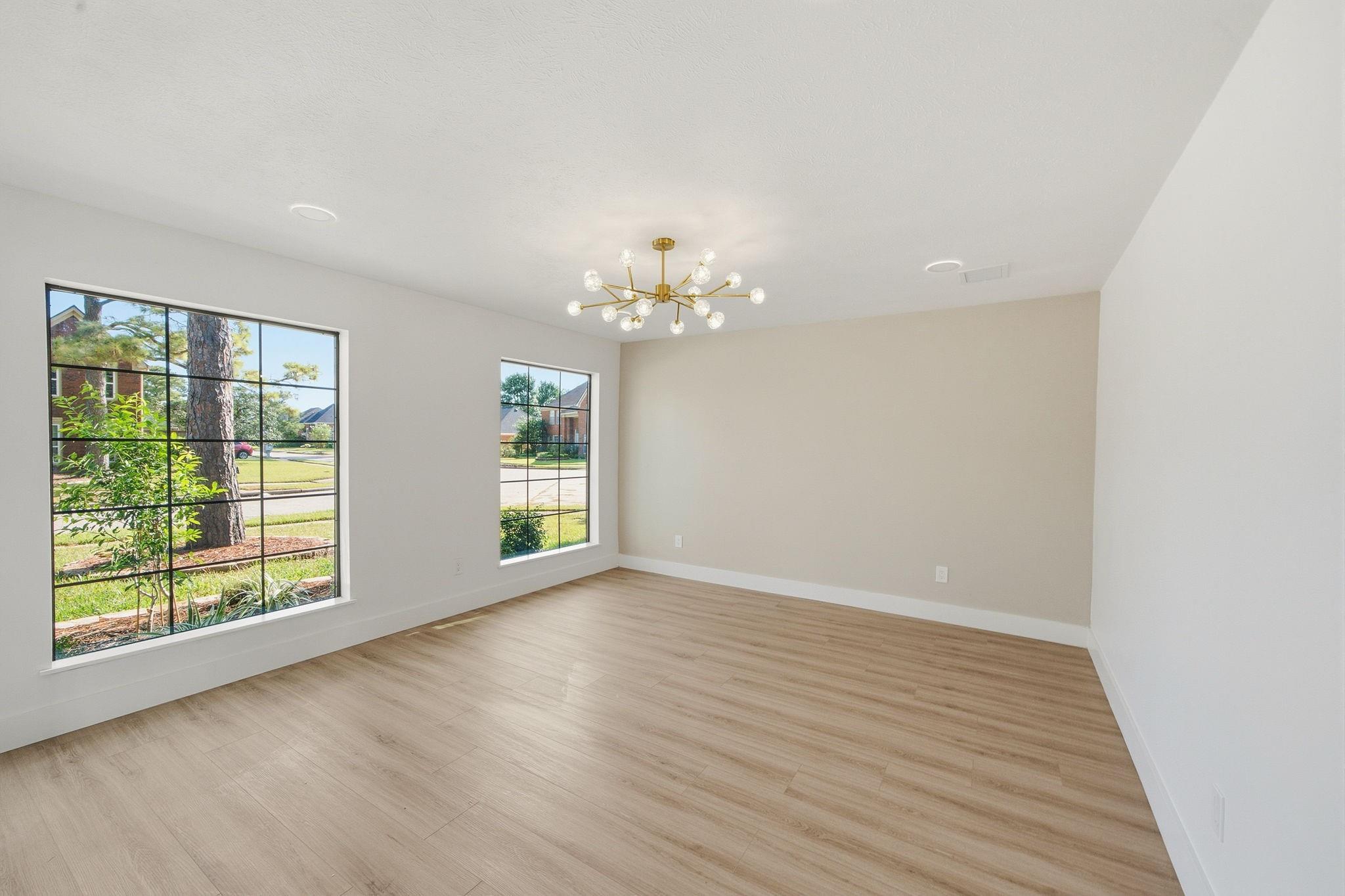 2304 Eagles Way