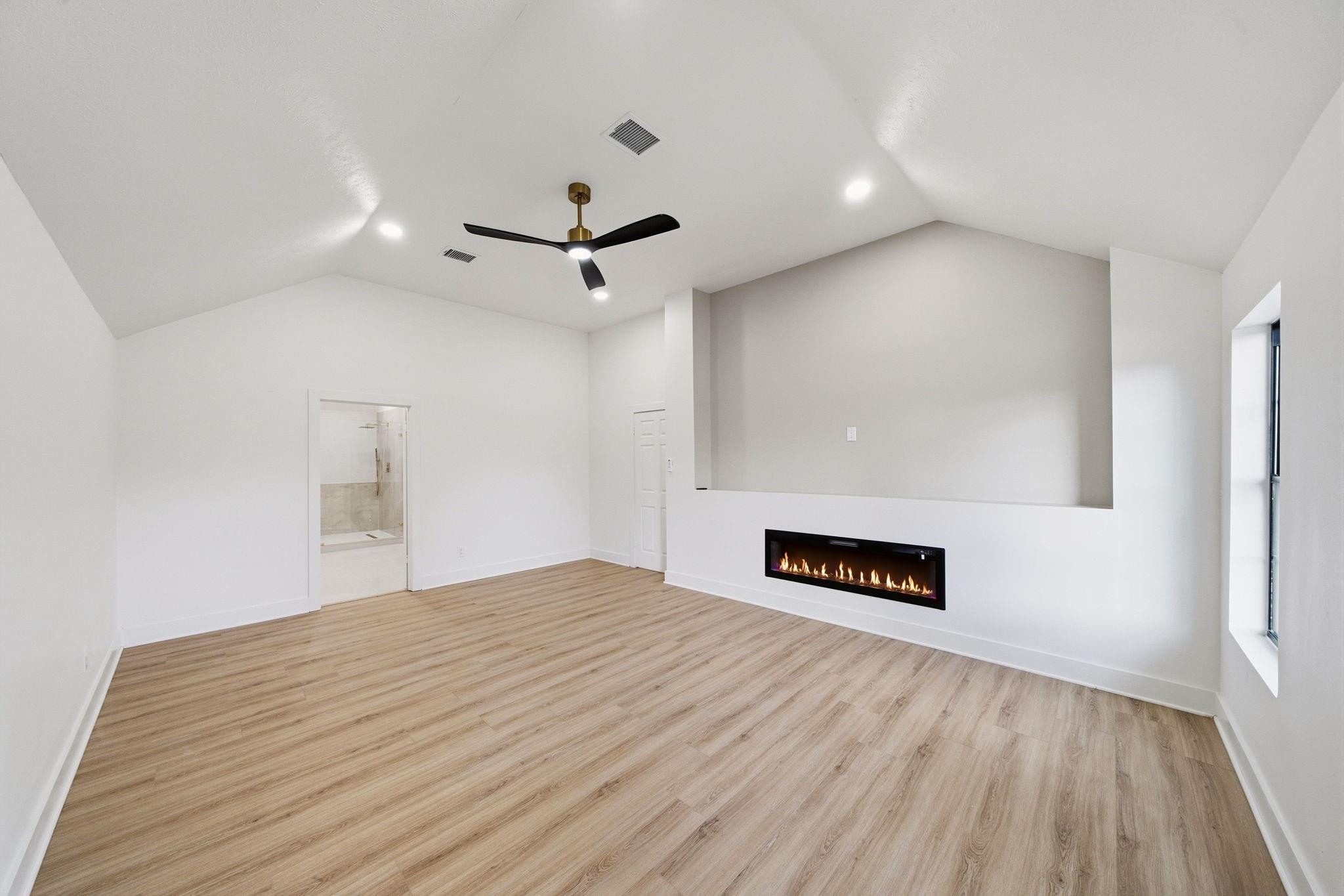 2304 Eagles Way