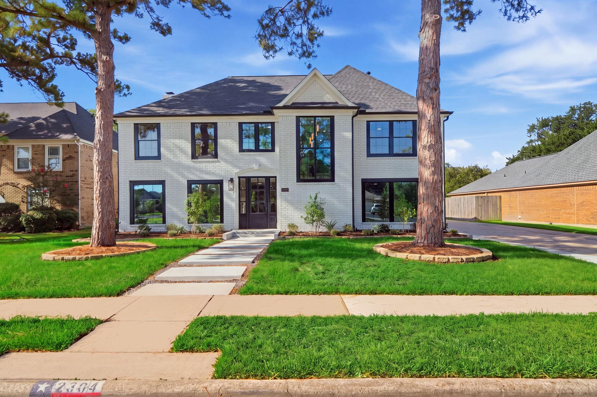 2304 Eagles Way