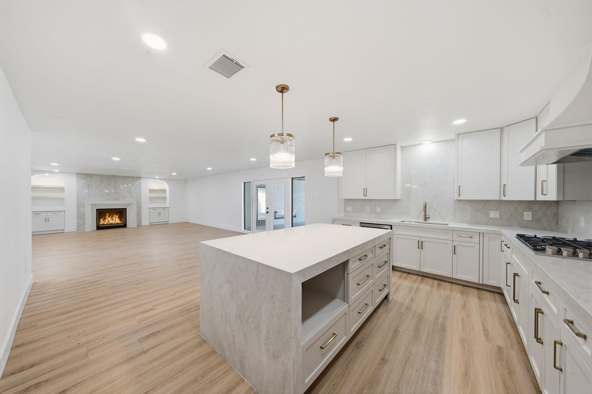 2304 Eagles Way