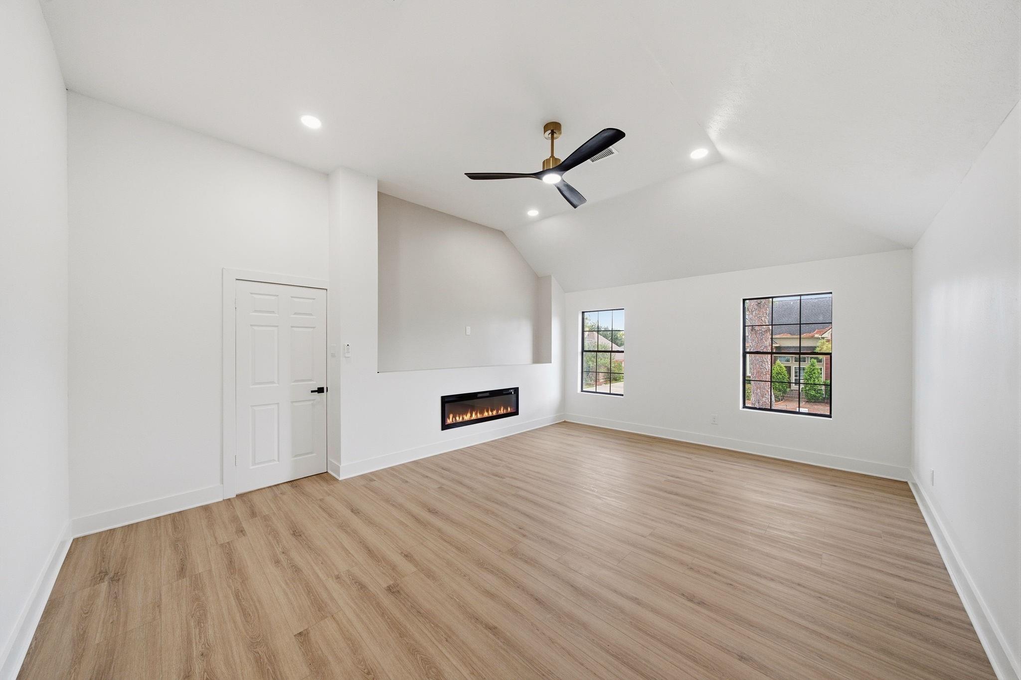 2304 Eagles Way