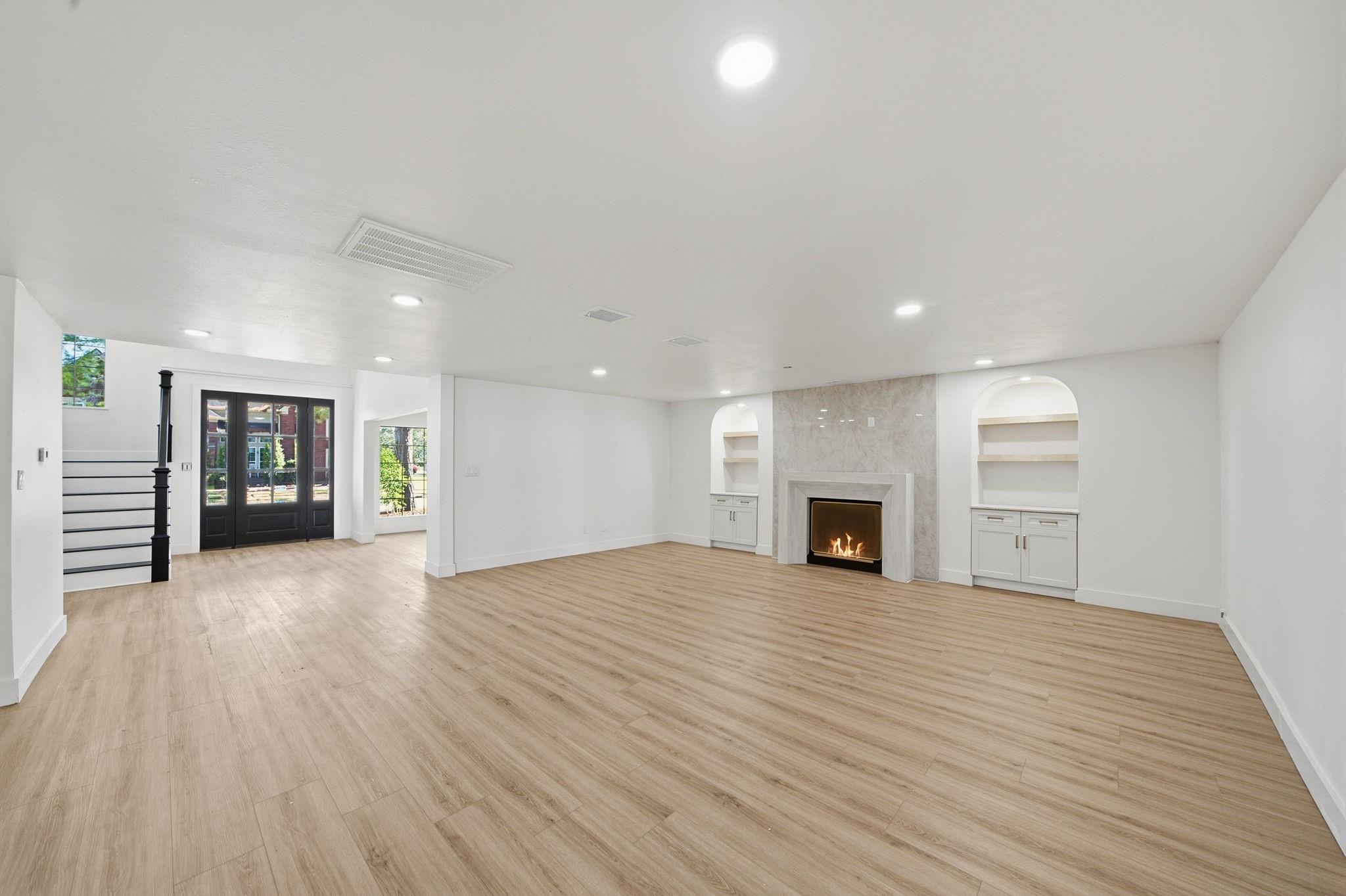 2304 Eagles Way