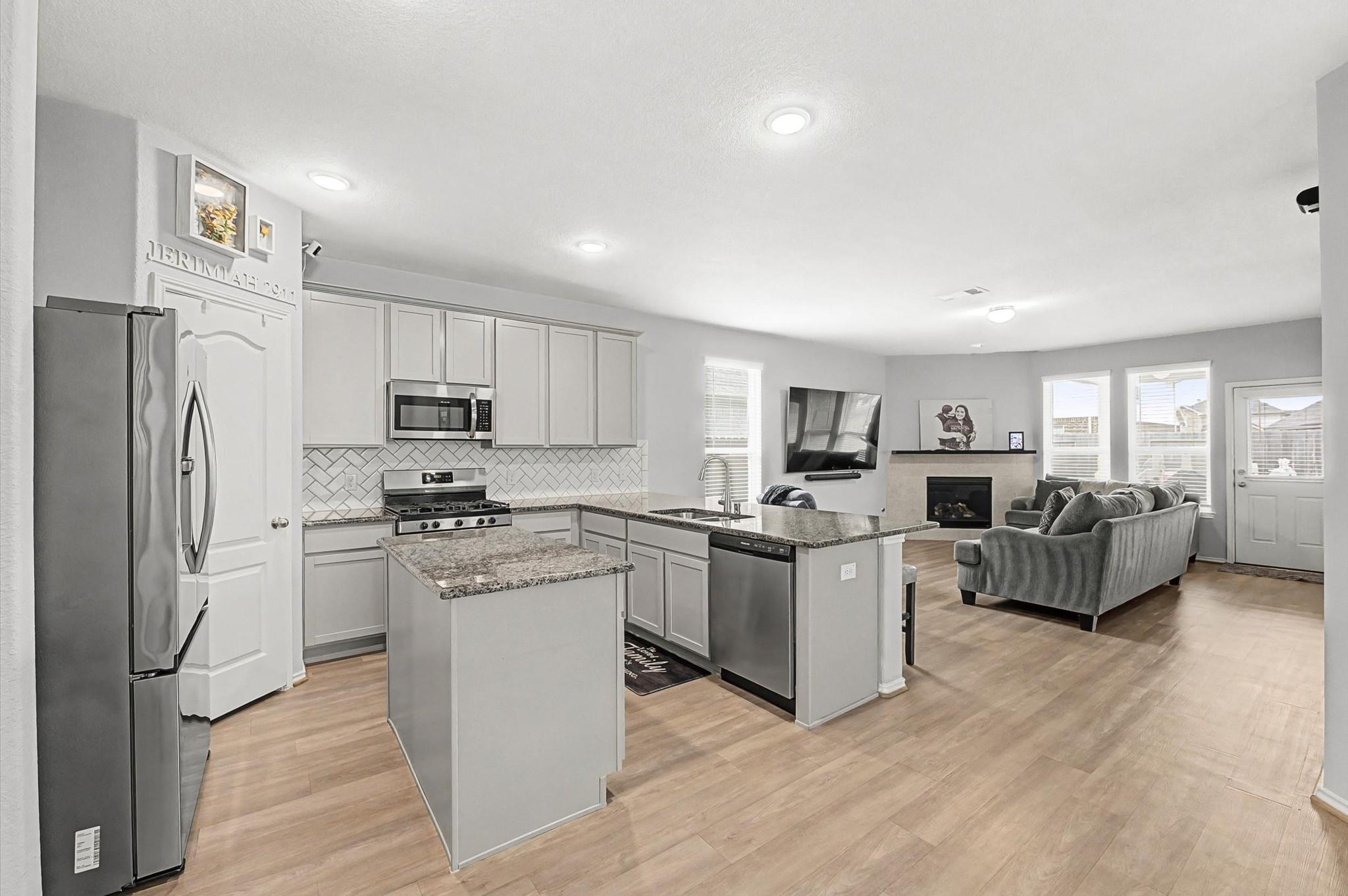 21254 Catalina Palm Drive