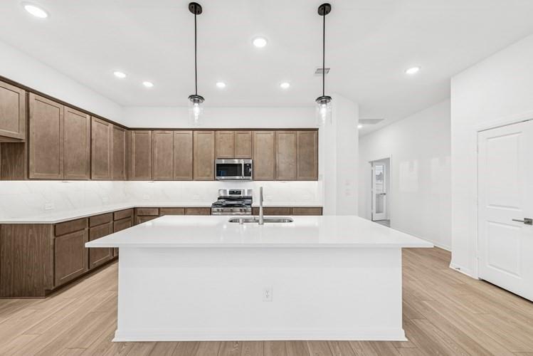 326 Prairie Warbler Street