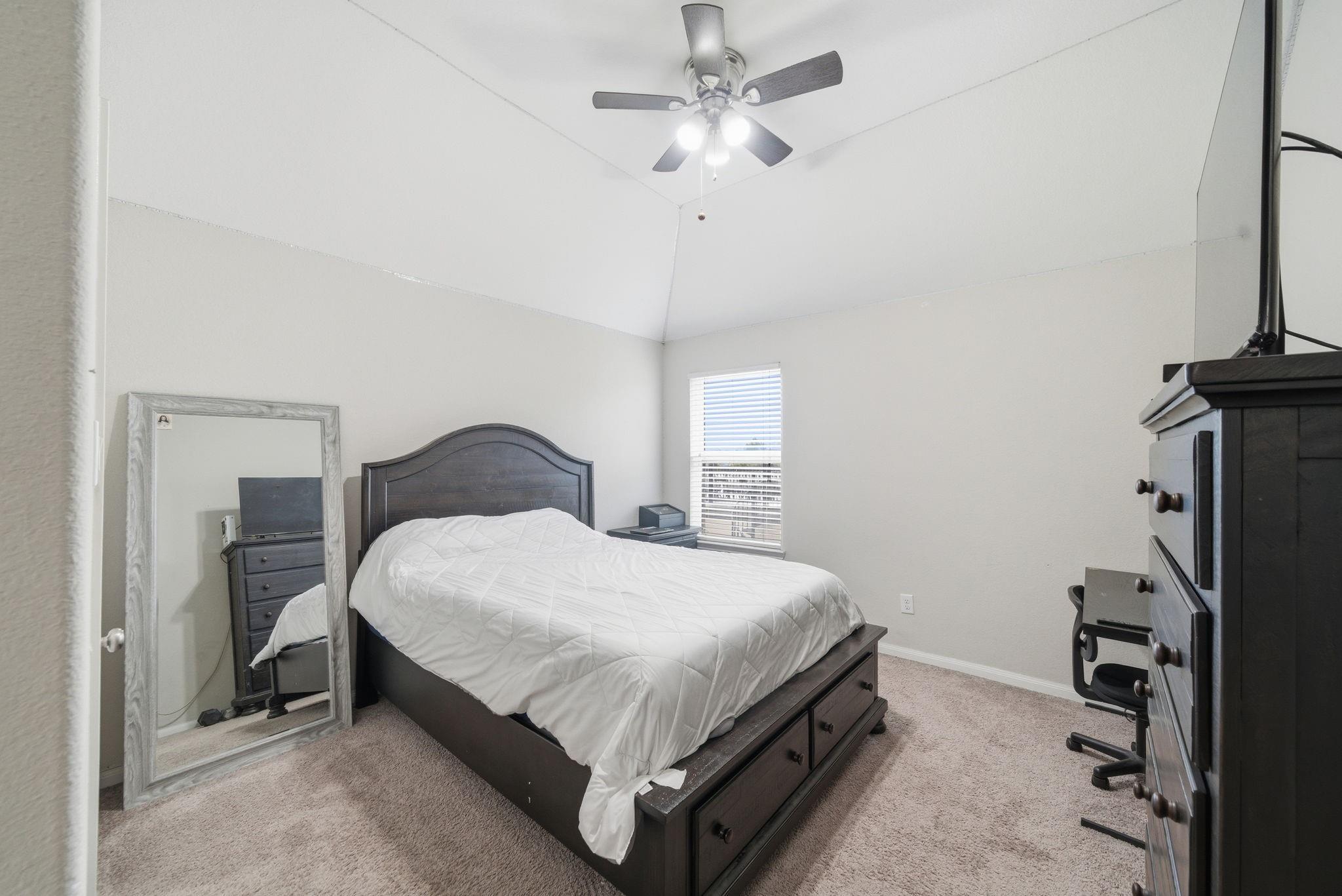 1914 Creekside Park Drive