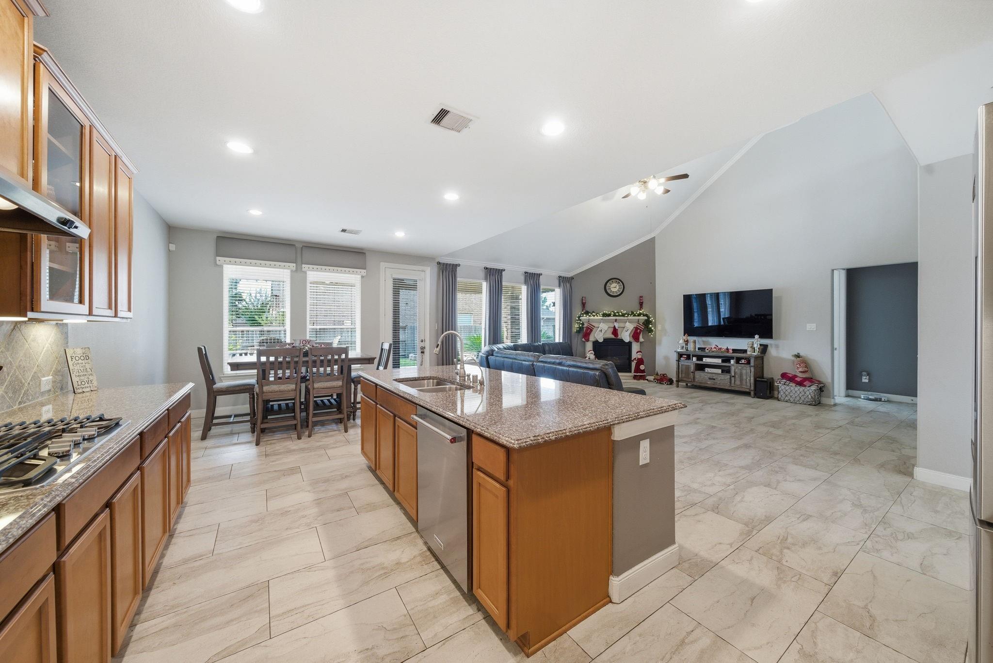 1914 Creekside Park Drive