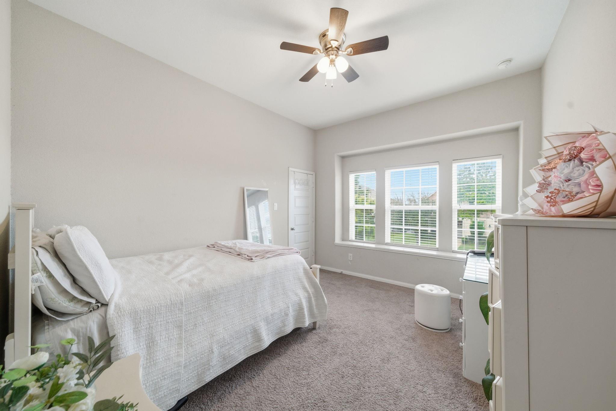 1914 Creekside Park Drive