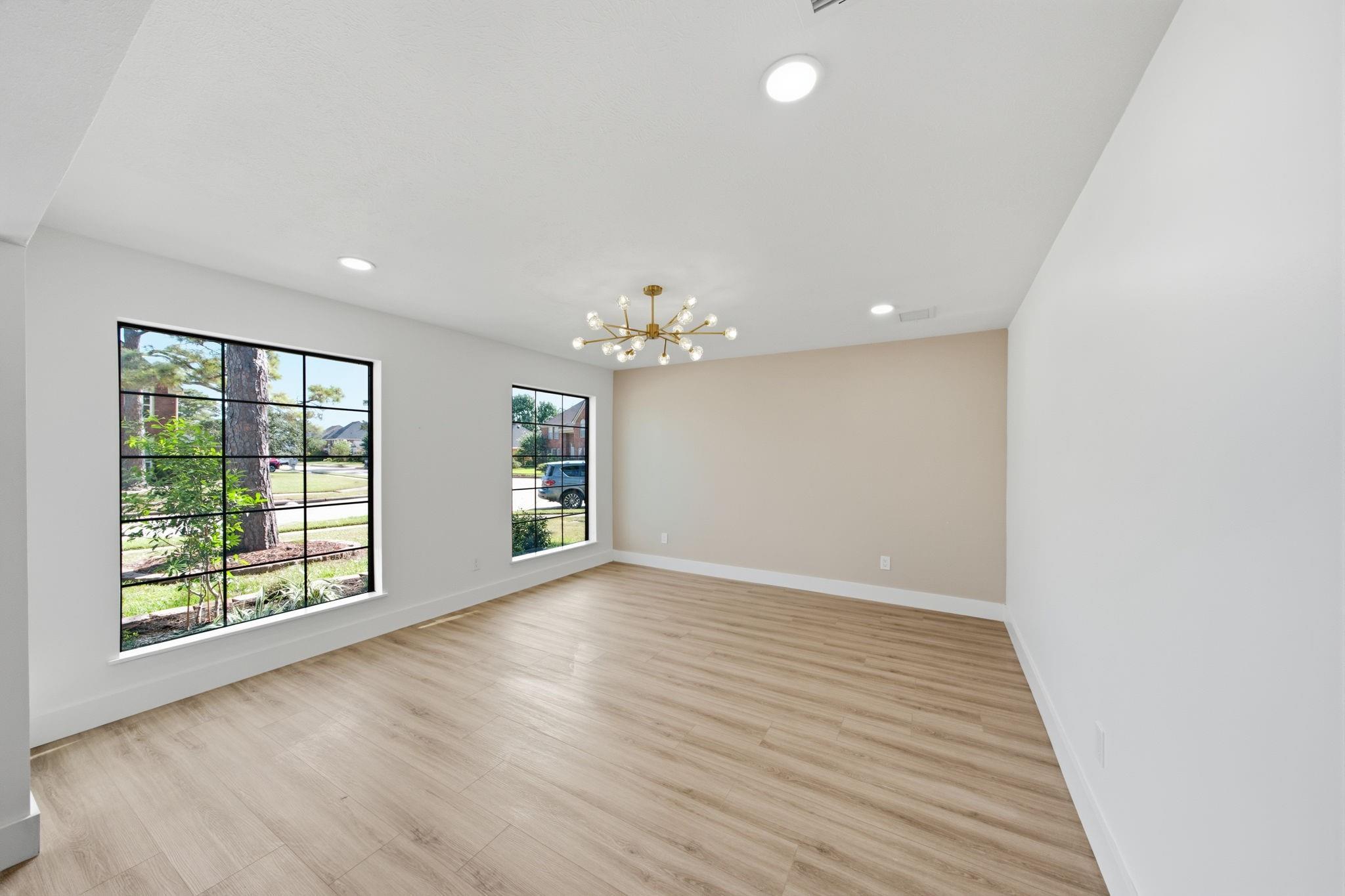 2304 Eagles Way