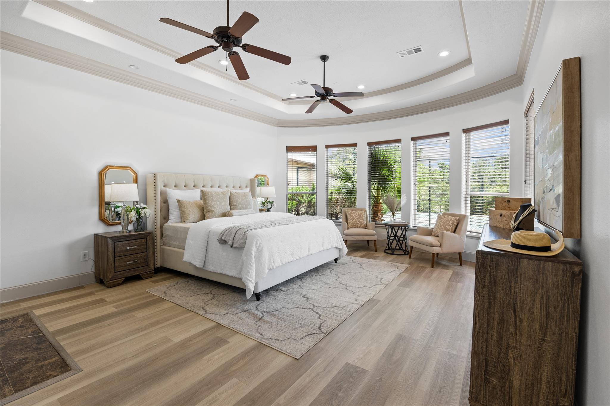 6623 Green Gable Manor