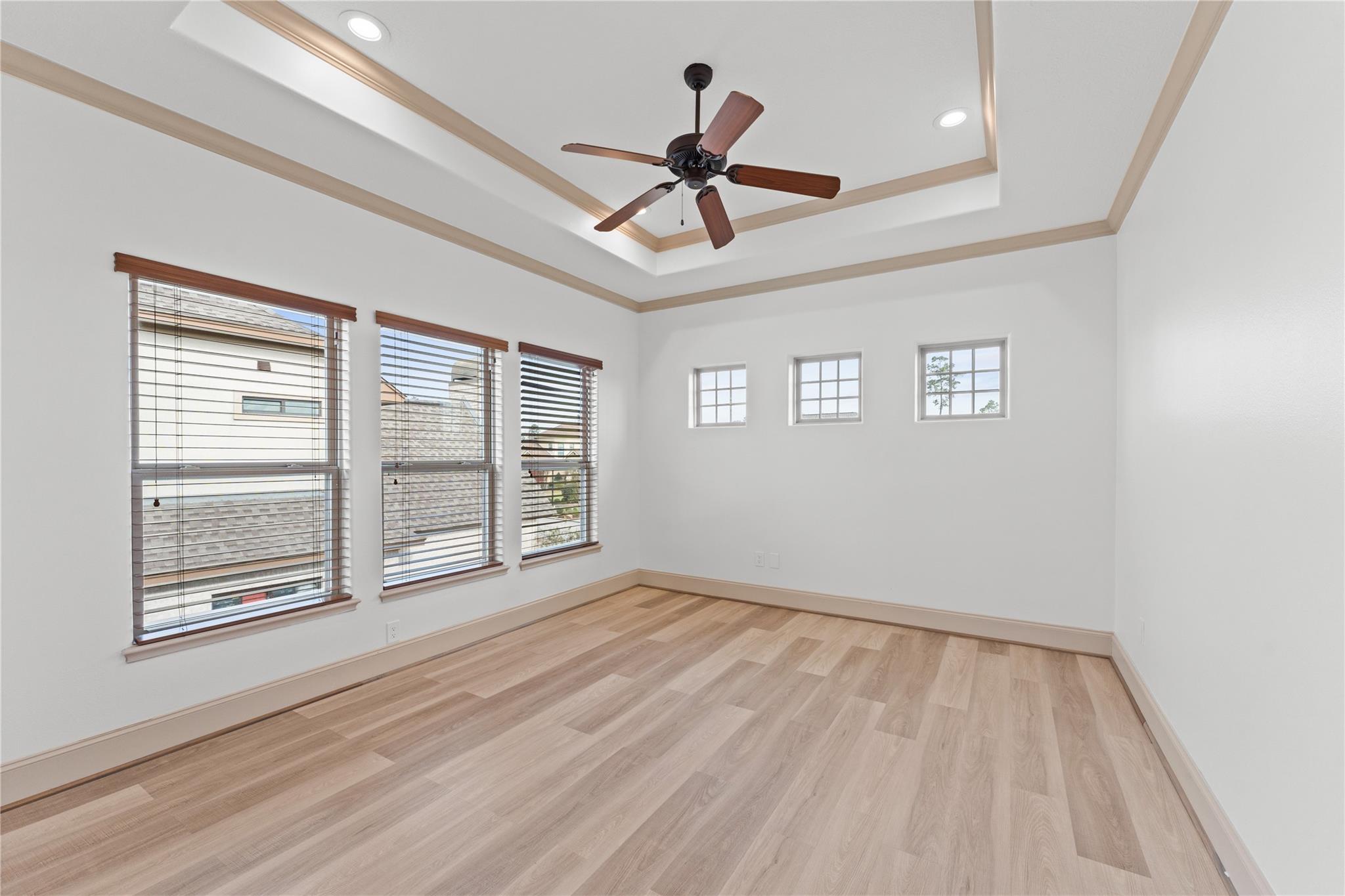 6623 Green Gable Manor