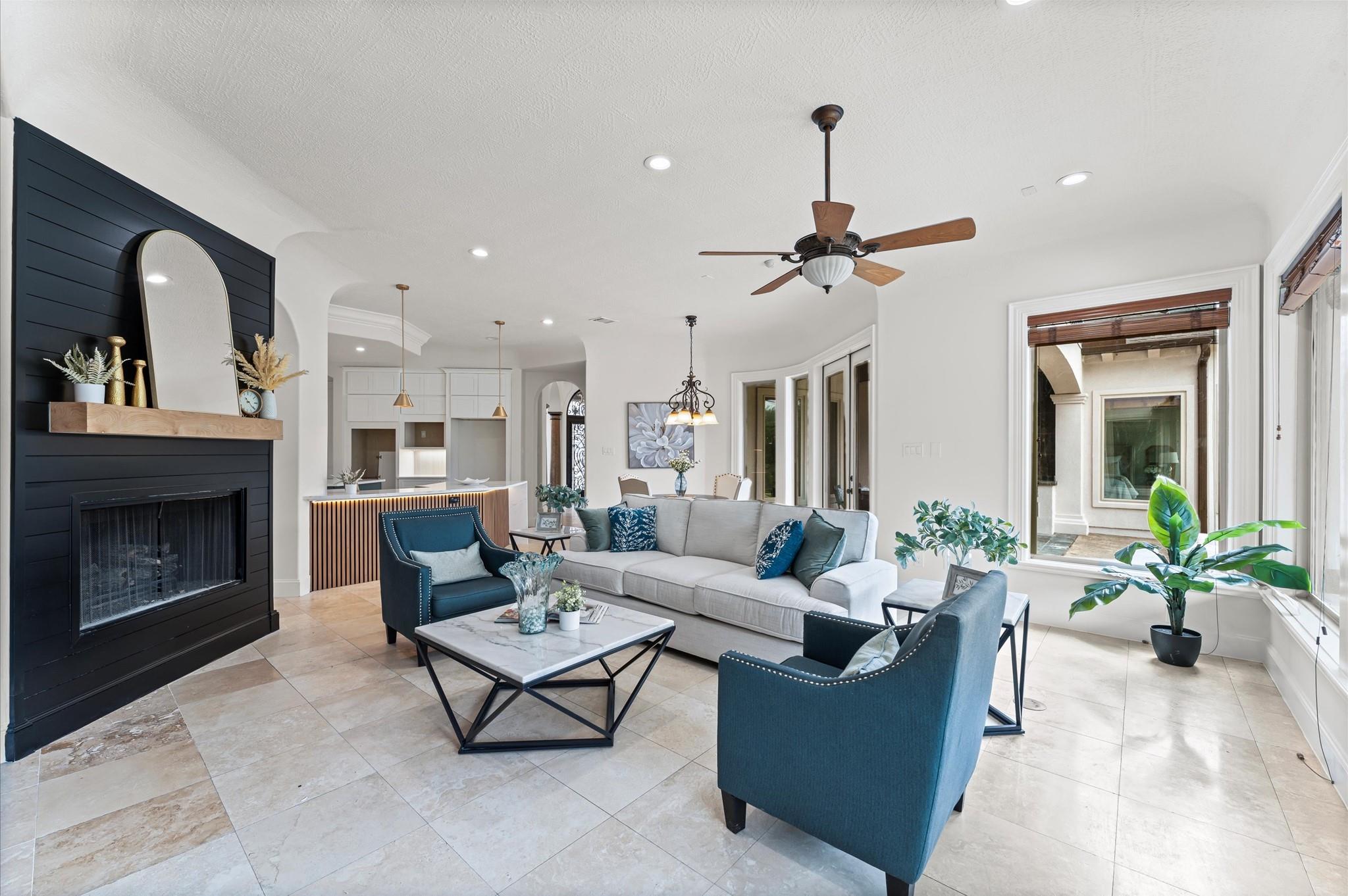 6623 Green Gable Manor