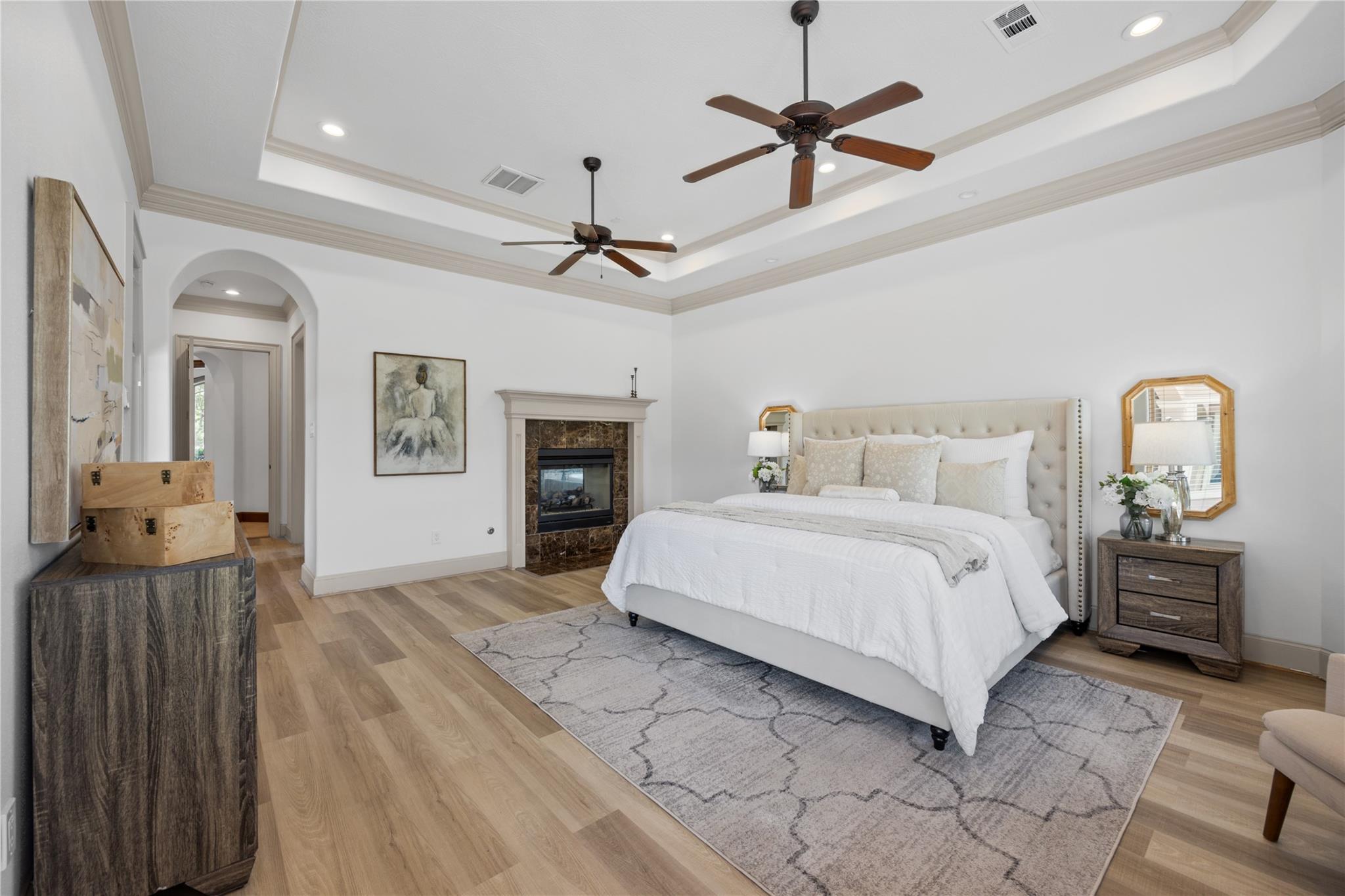 6623 Green Gable Manor