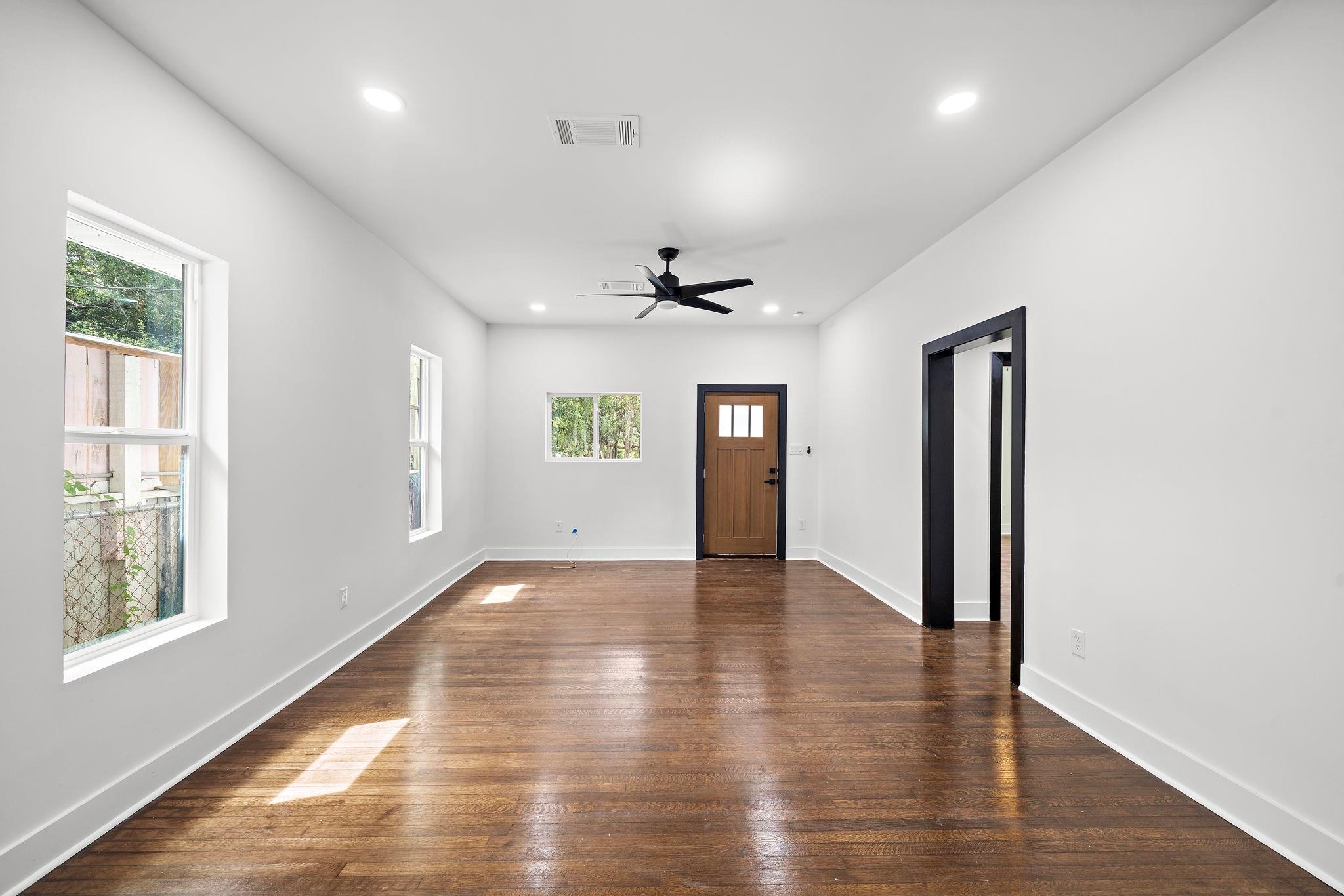 7305 Capitol Street