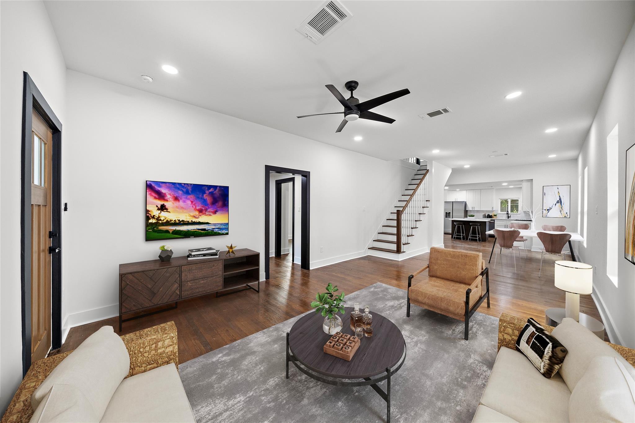 7305 Capitol Street