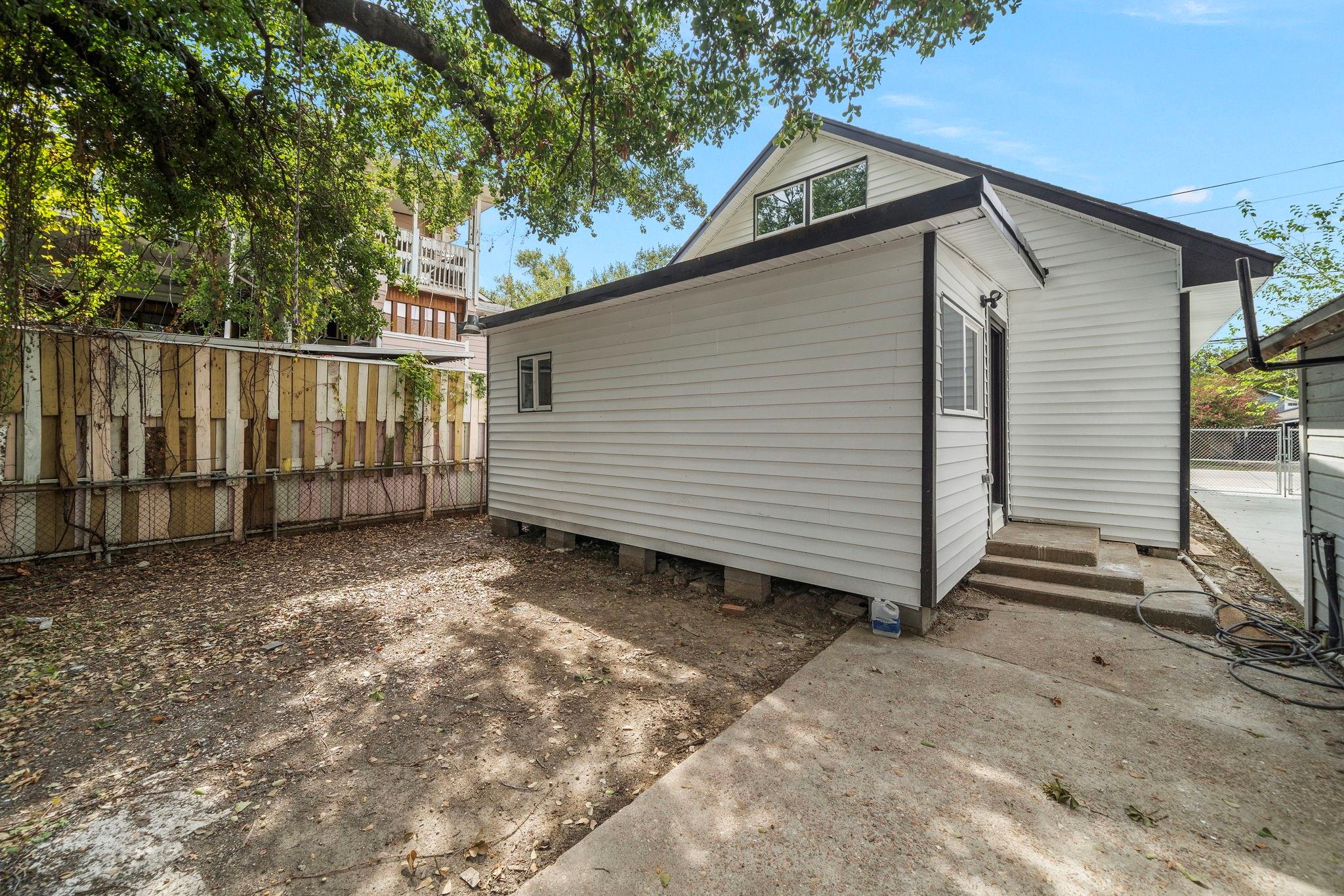7305 Capitol Street