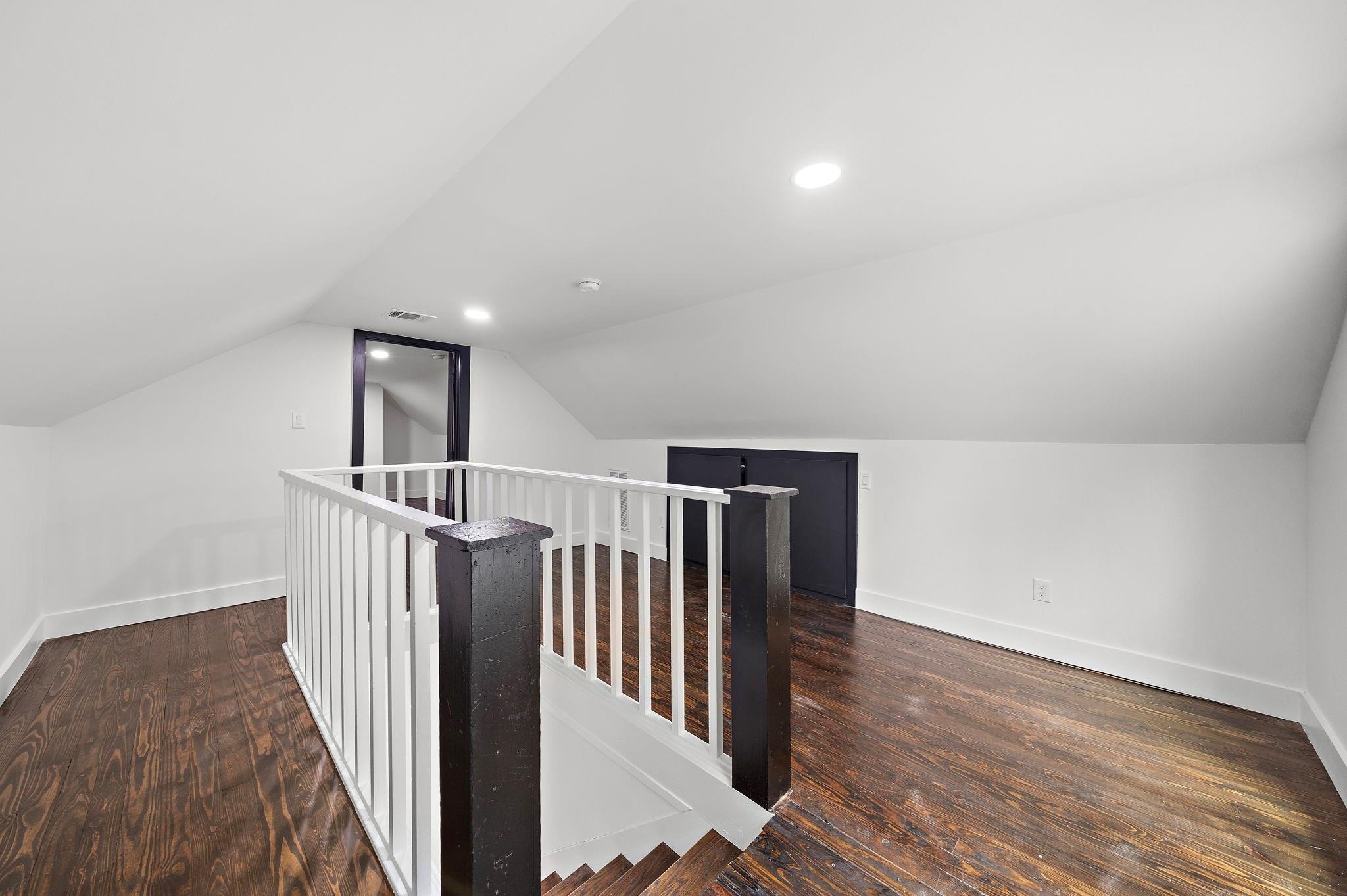 7305 Capitol Street