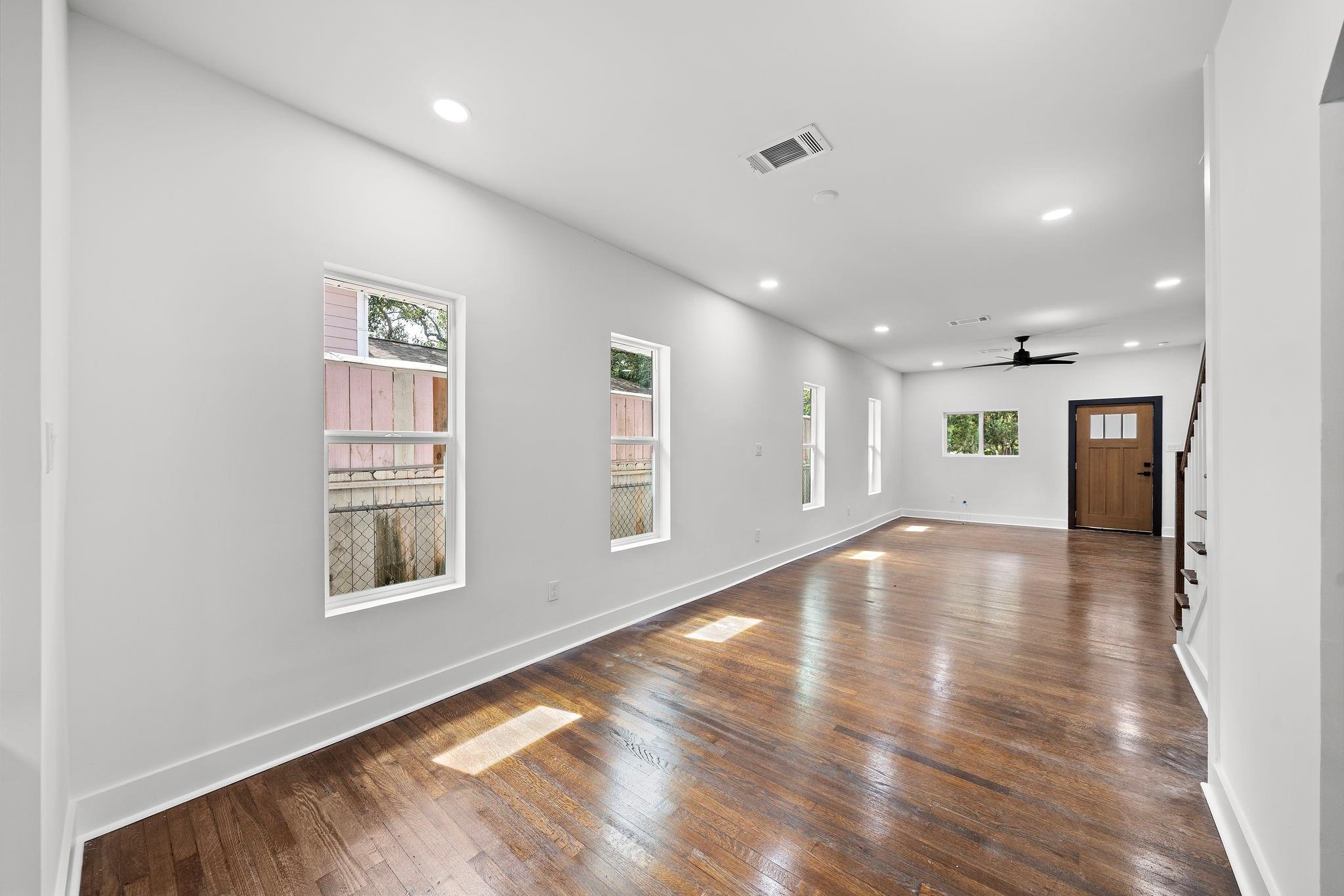 7305 Capitol Street