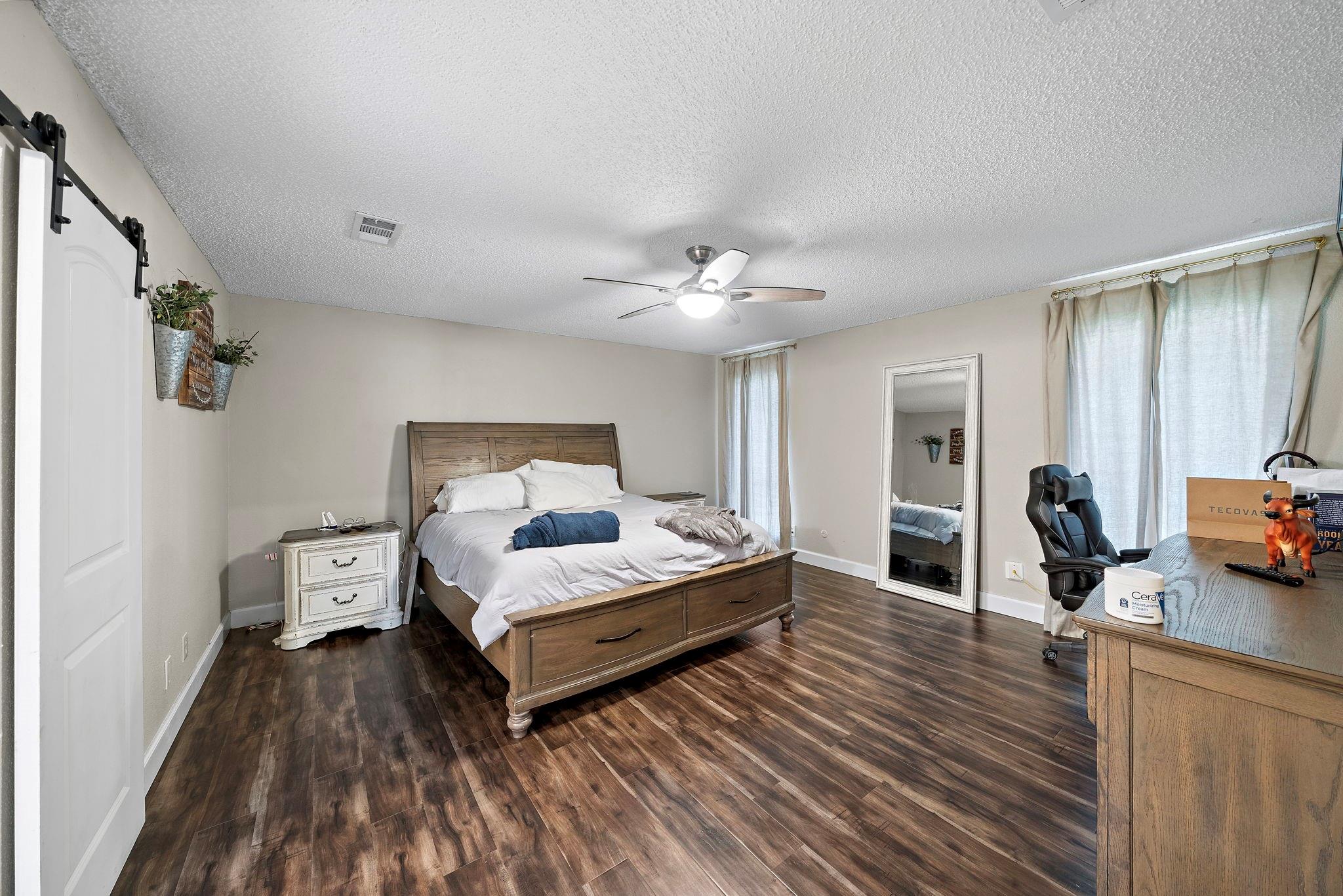 505 Williamsburg Circle
