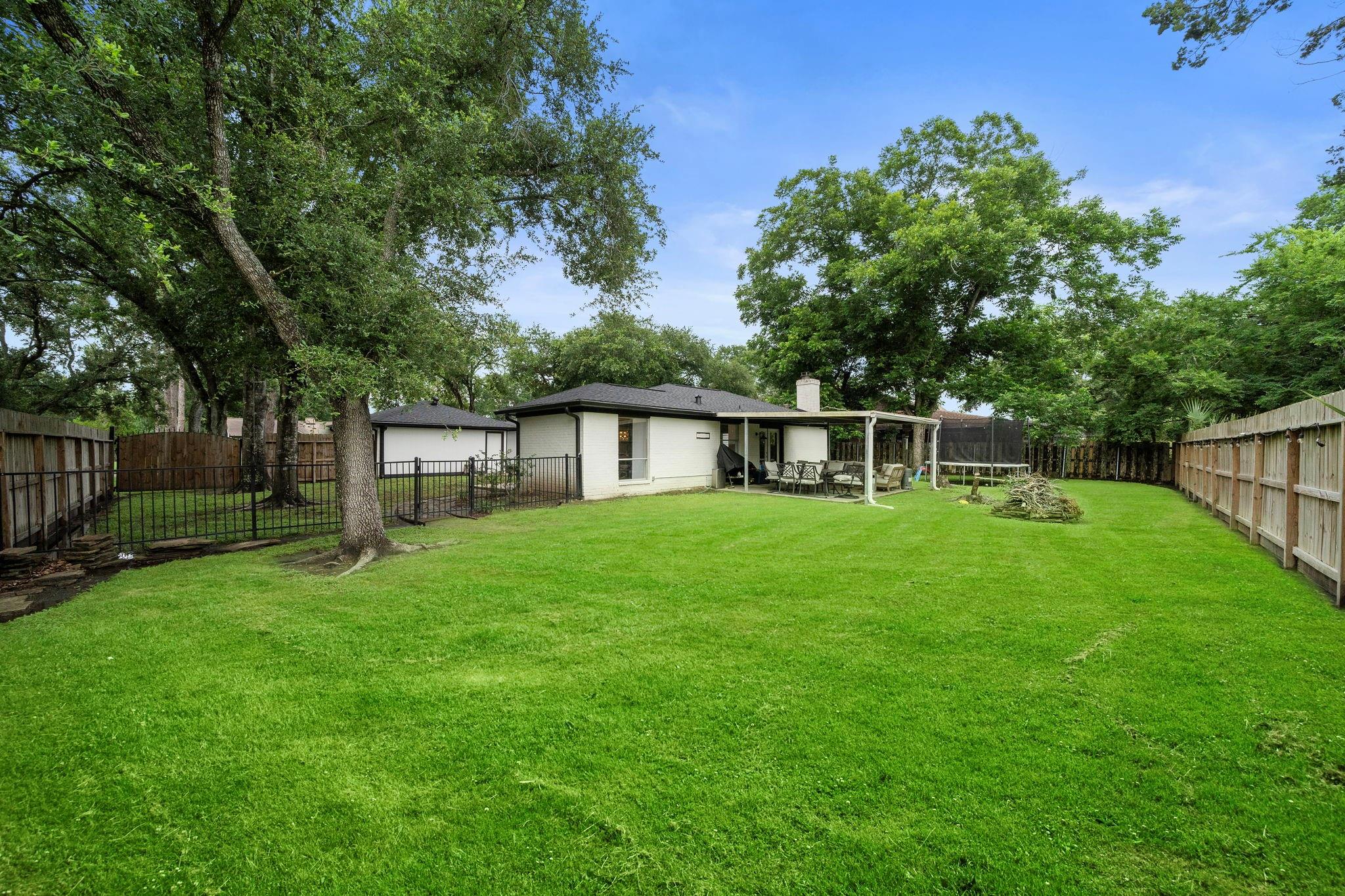 505 Williamsburg Circle