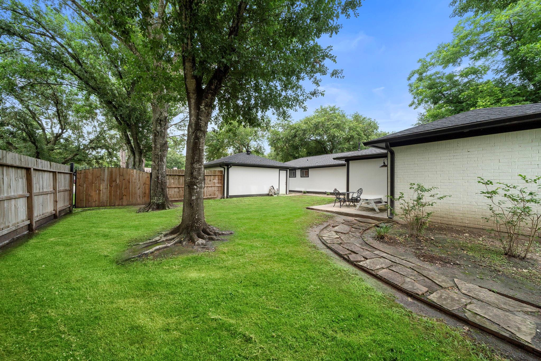 505 Williamsburg Circle