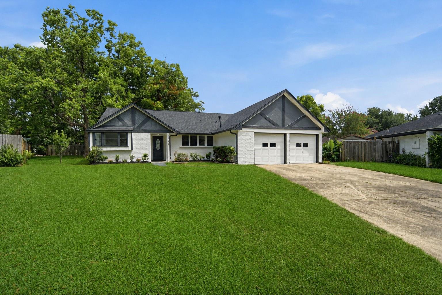 5703 Woodville Lane