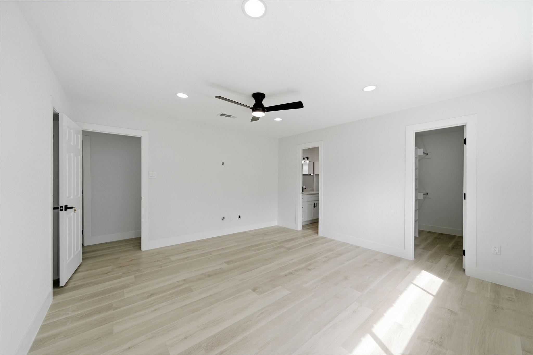 5703 Woodville Lane