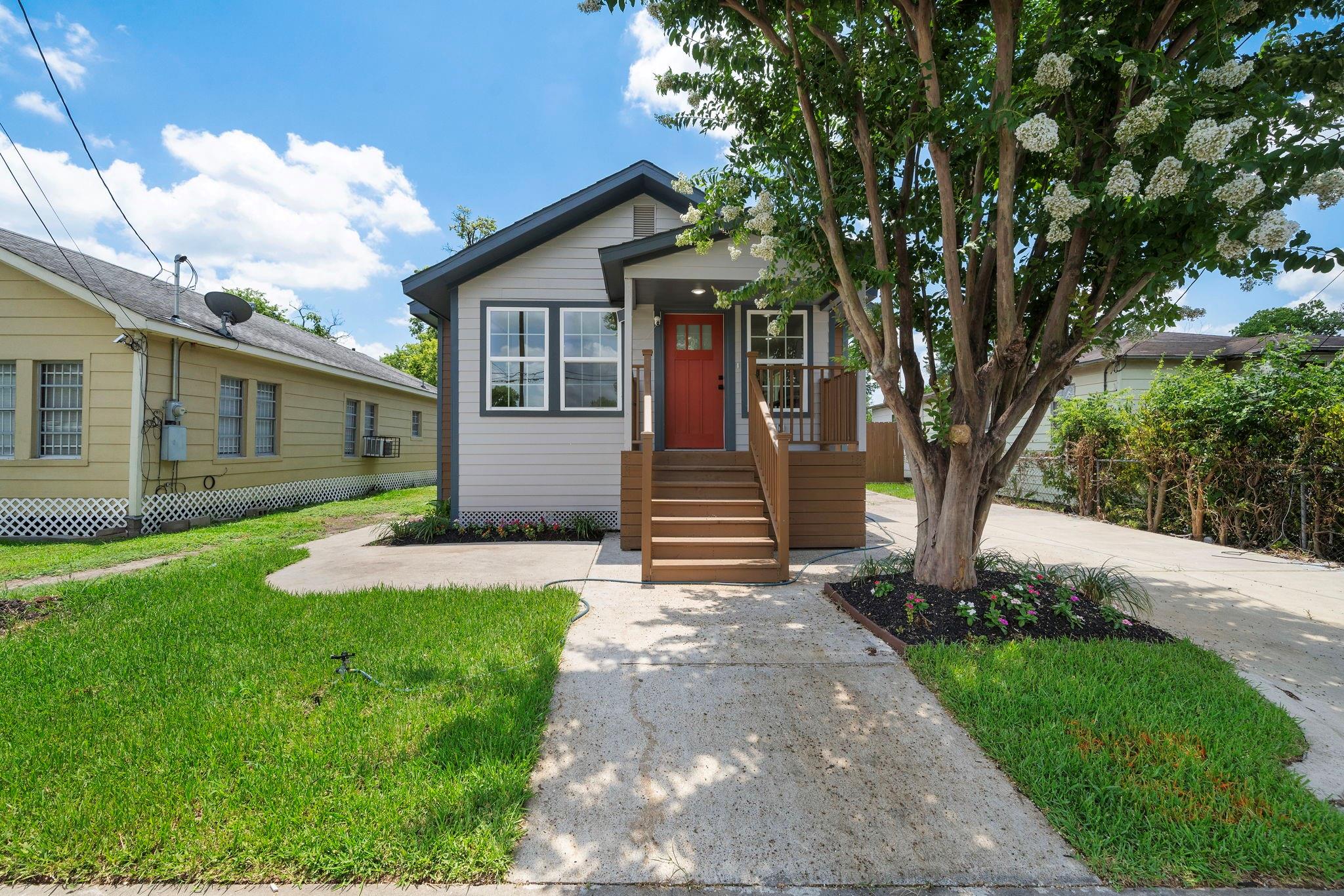 1310 E 34th Street