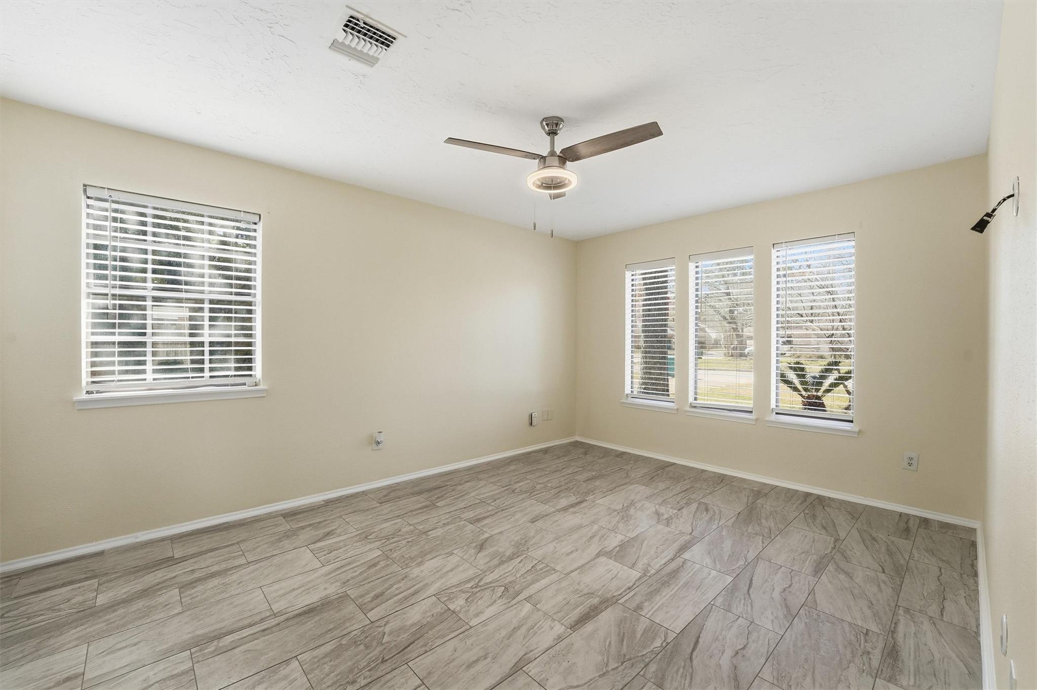 21330 Greenham Drive