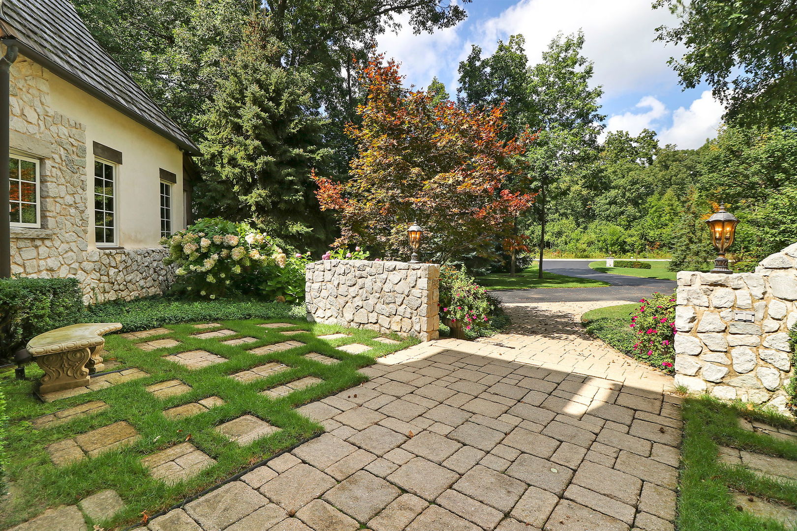 14115 Mettawa Woods Drive