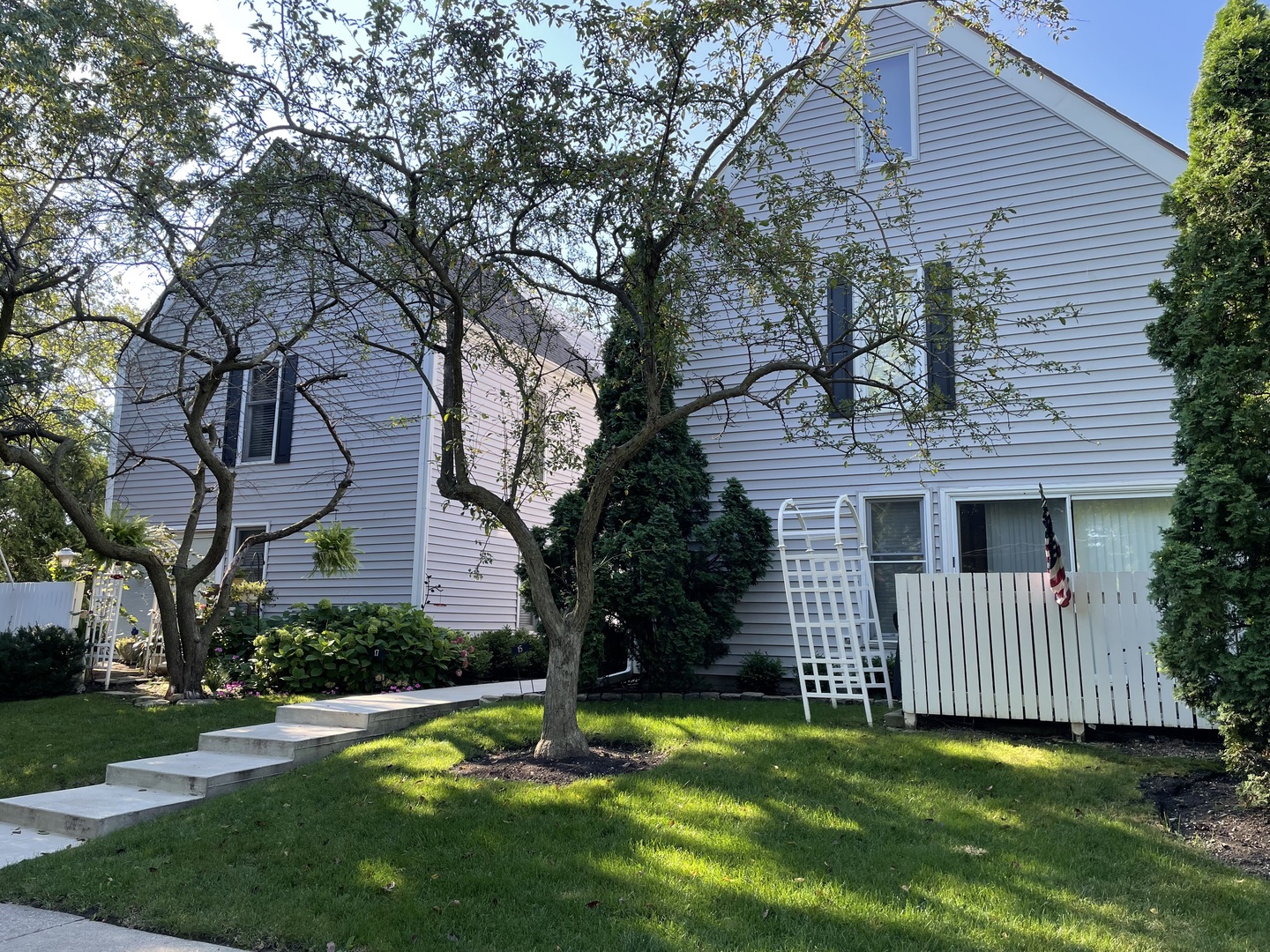 17 E North Avenue Unit: 2