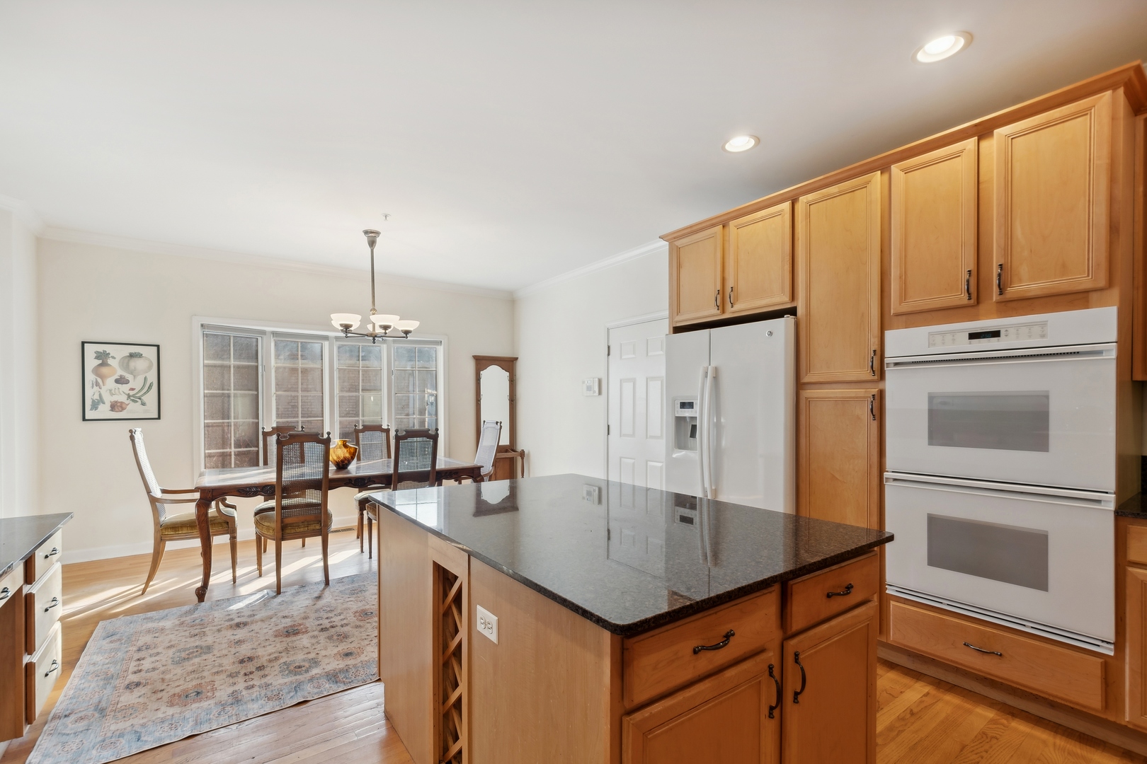 1112 Pine Oaks Circle