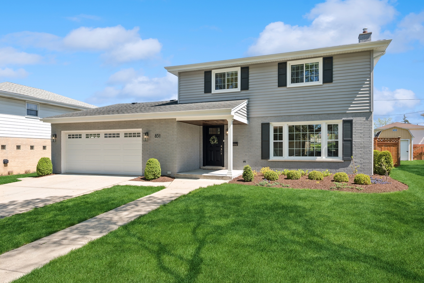 851 S Hillcrest Avenue