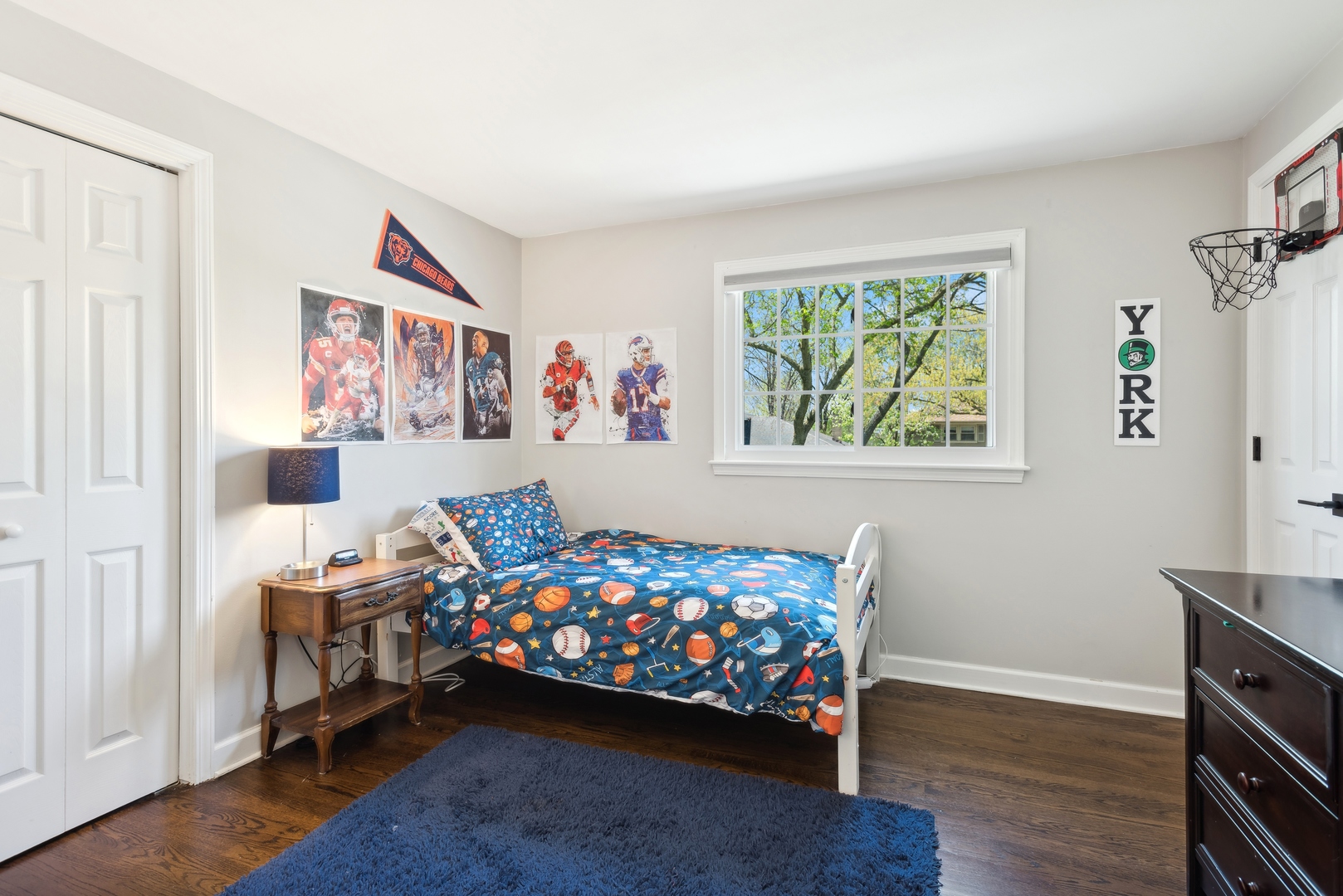 851 S Hillcrest Avenue