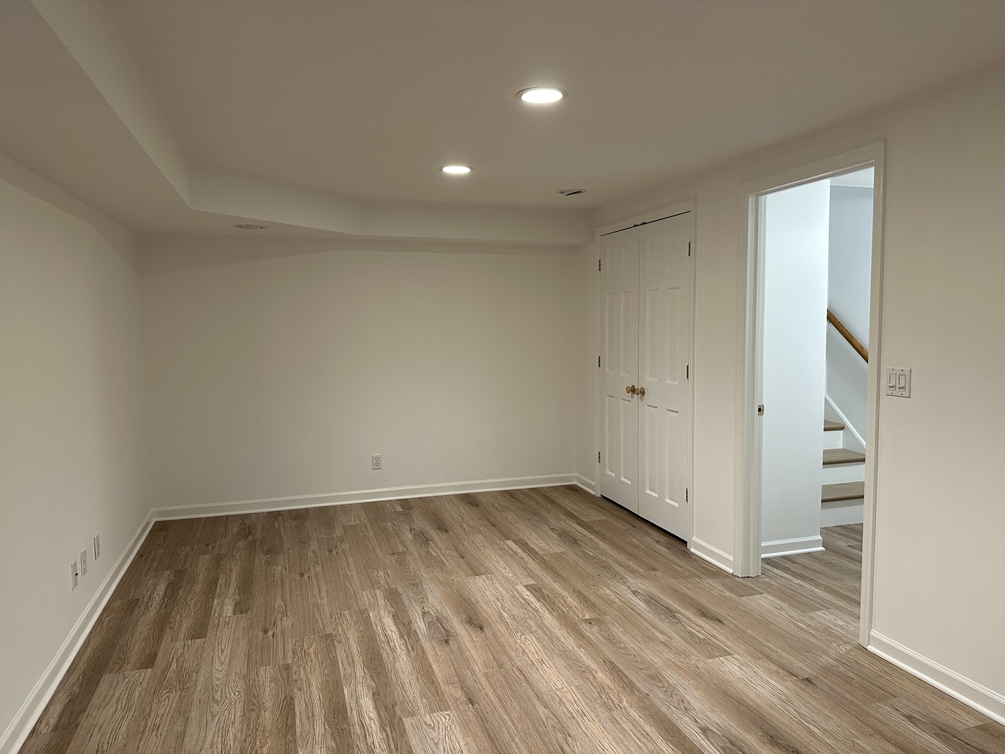 15 E North Avenue Unit: 2