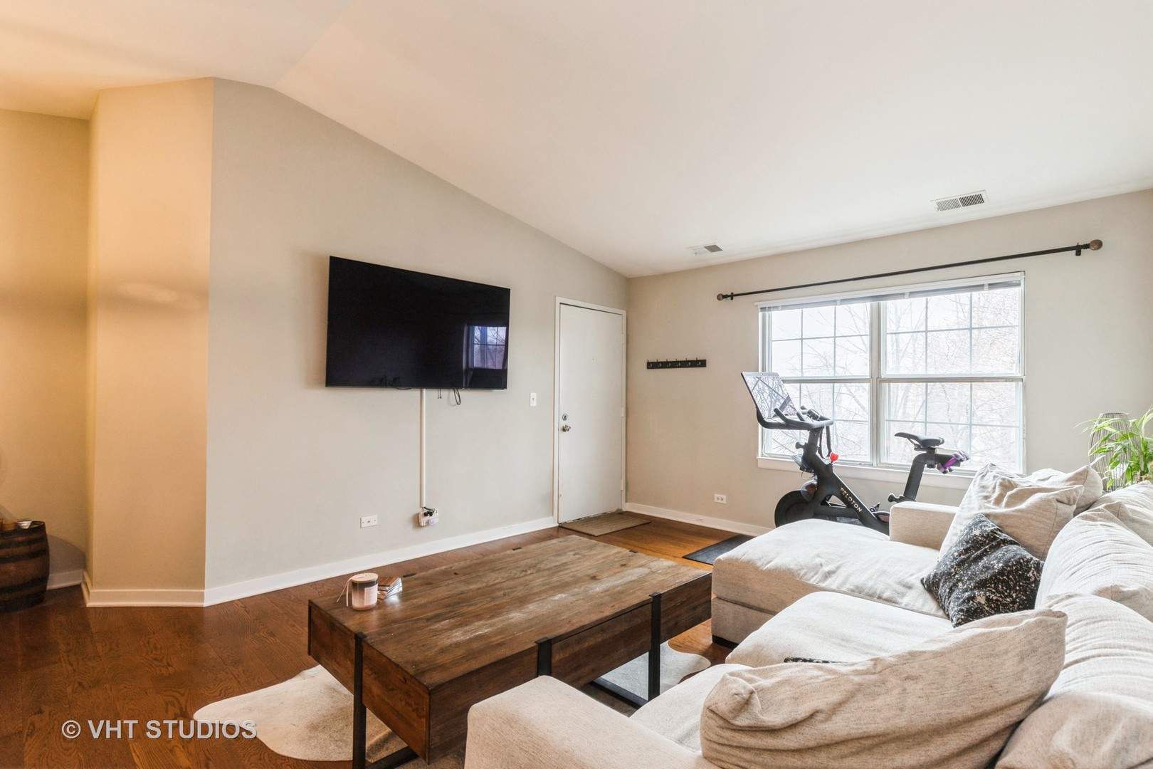 104 E Winchester Road Unit: F