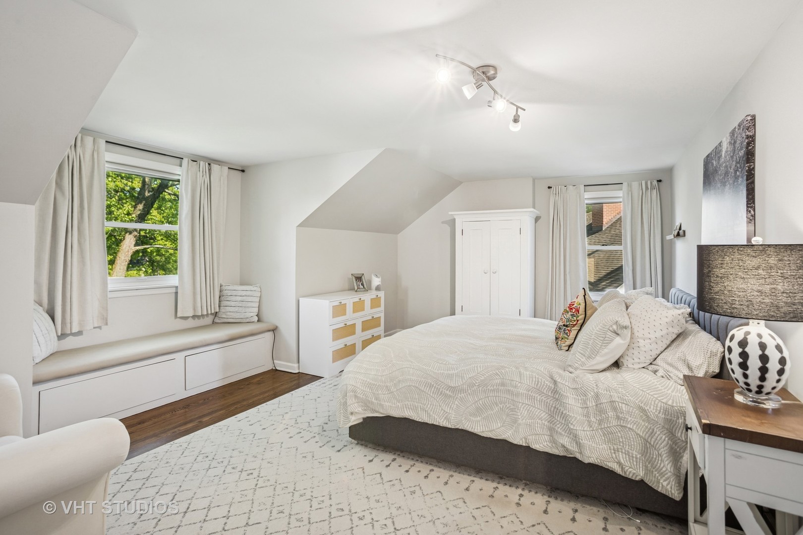 1161 Vernon Drive