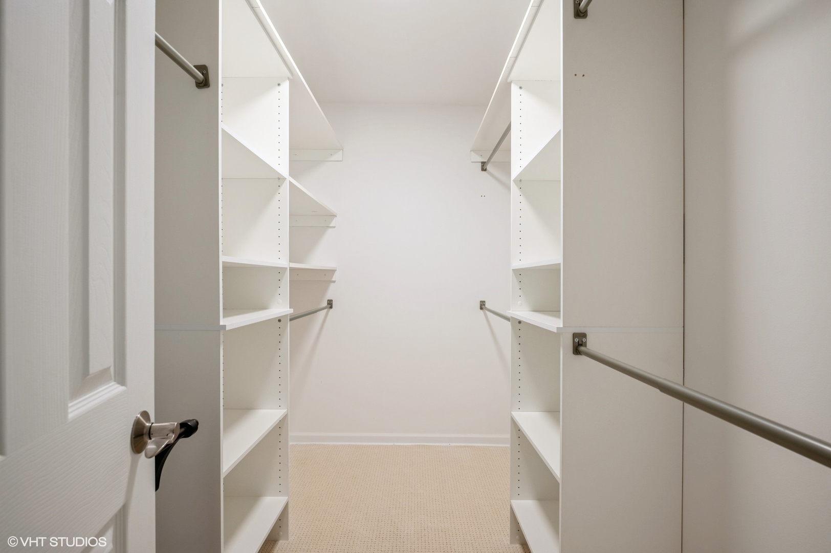 90 E Franklin Place Unit: 106