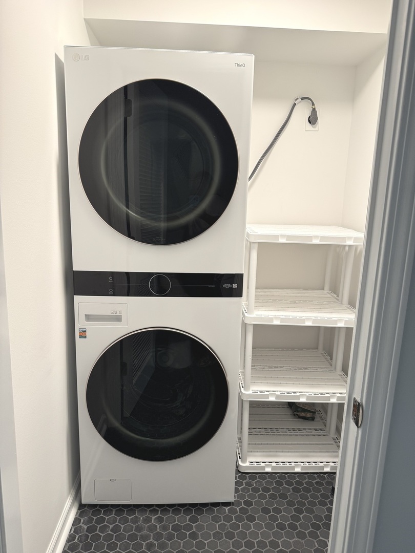 90 E Franklin Place Unit: 106